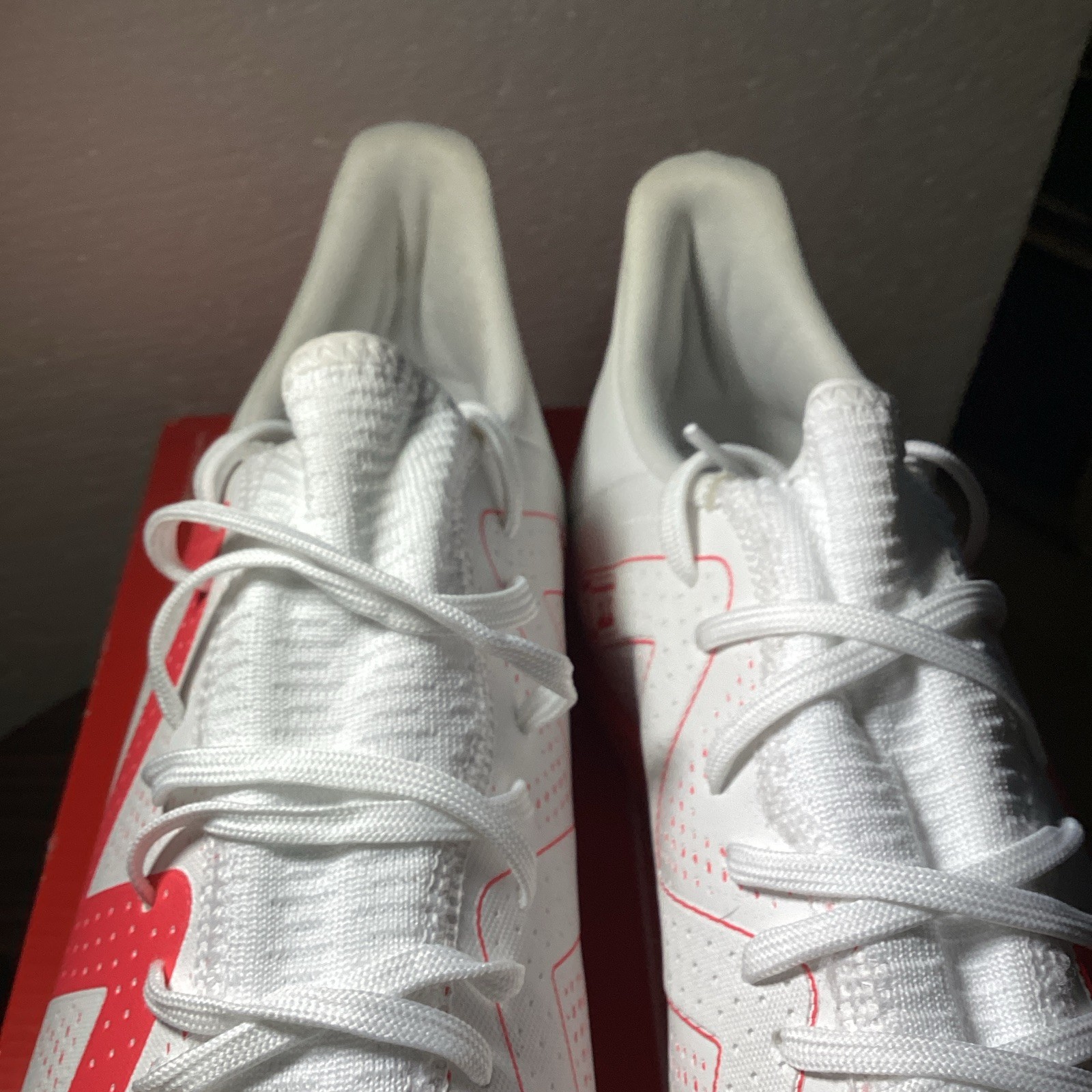 PUMA Men’s White/Red Low Top Lace-Up Athletic Sneakers for Activewear