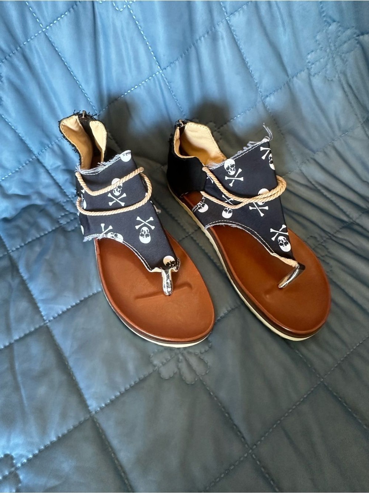 Source Unknown Black Skull Print Rope Sandals