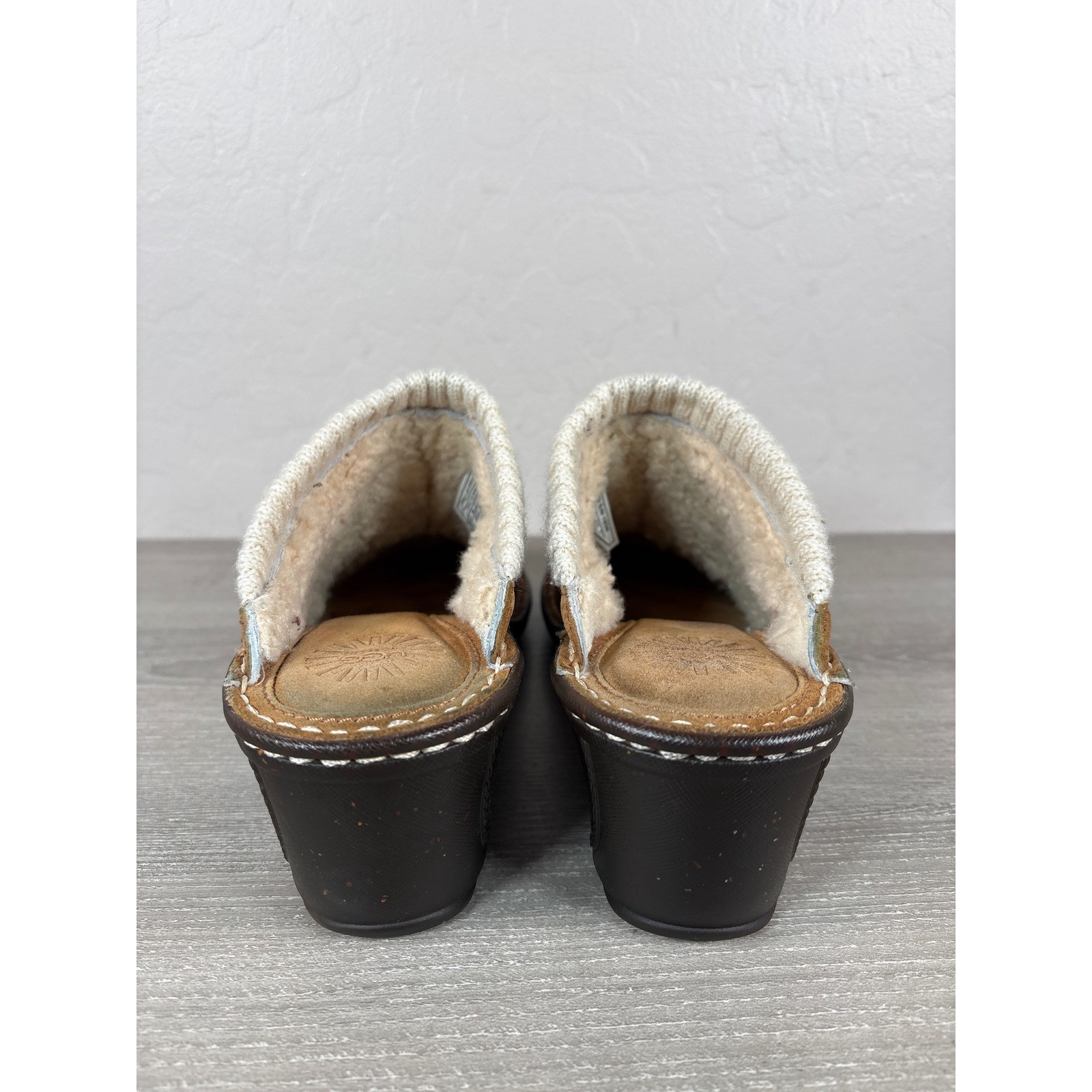 UGG Australia 1934 Chestnut Suede Knit Collar Shearling Wedge Clog Mules Wmns 7