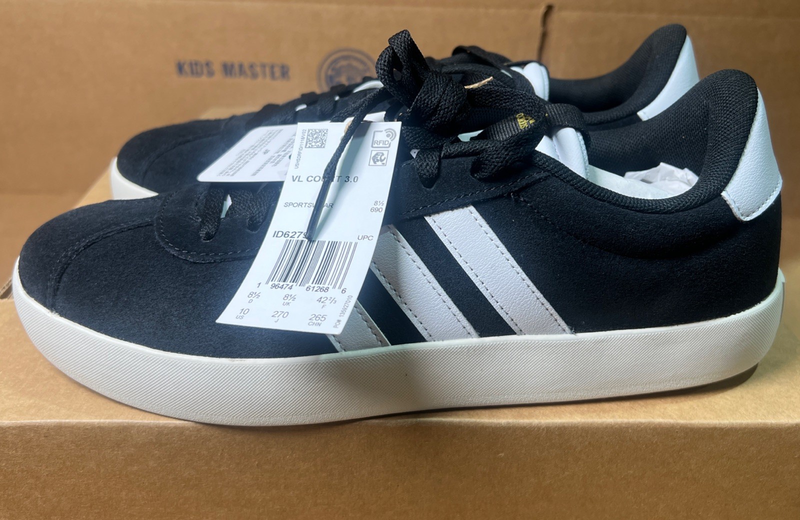 Woman’s Fashion Sneakers adidas Athletic & Sneakers Sz 10