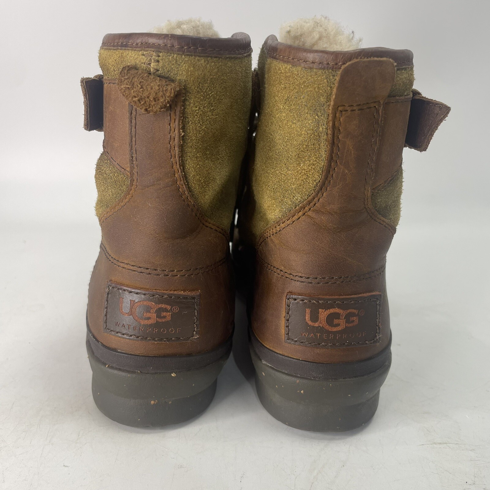 UGG «Cecile» Chestnut Waterproof Leather Lace Up Buckle Duck Boots Women’s 5.5