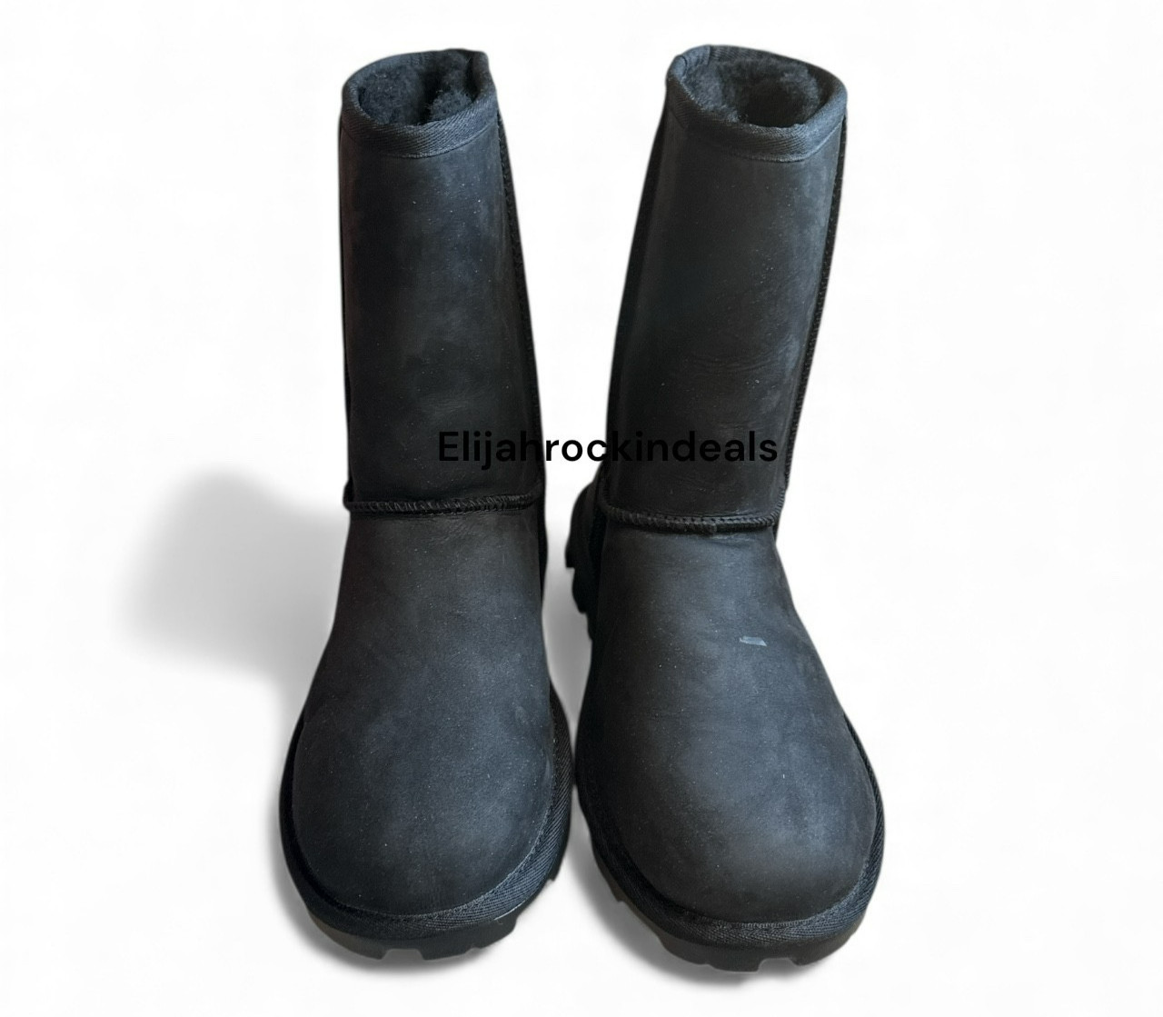NEW UGG ESSENTIAL SHORT LEATHER BLACK BOOTS SIZE 9 1111513