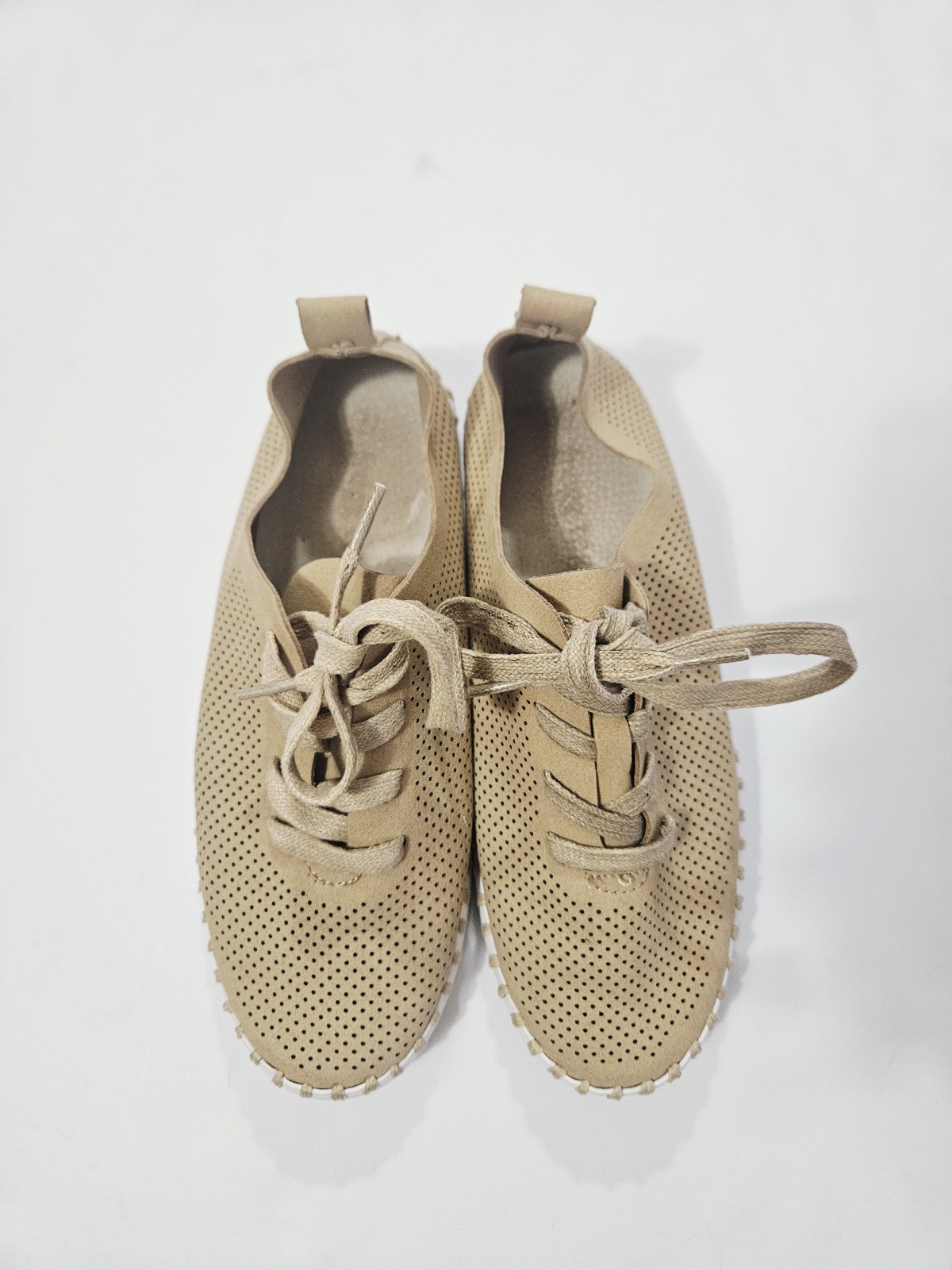 Frogg Toggs Women’s Beige Traveler’s Slip On Shoe Sz 7