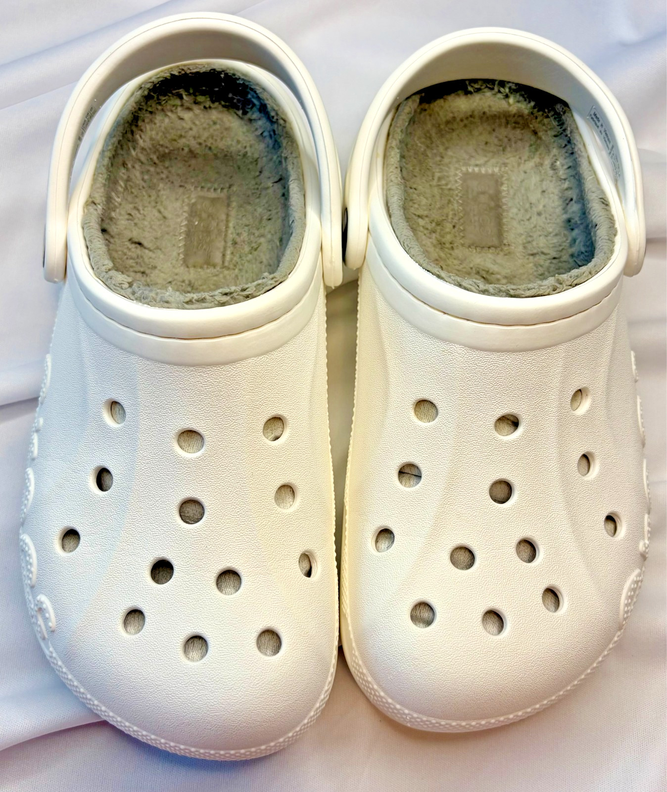 Crocs Classic Clogs White Baya Gray Lining Womens 7 Mens 5 Slip-on Shoes