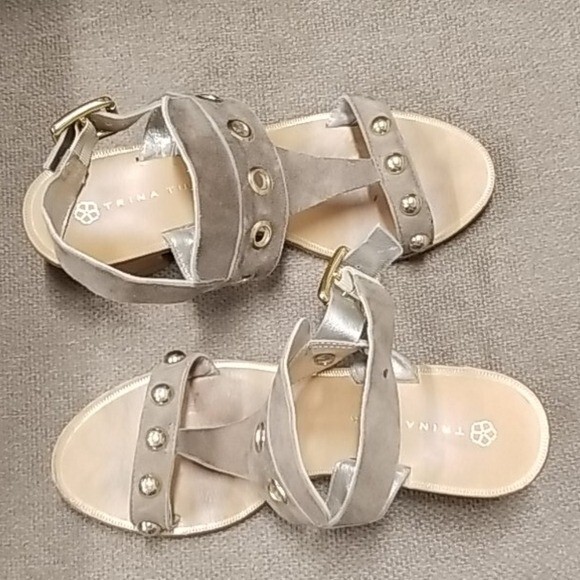 𝅺TRINA Turk Womens Atwater Block Heel Sandals Size 7 Beige Leather Slingback