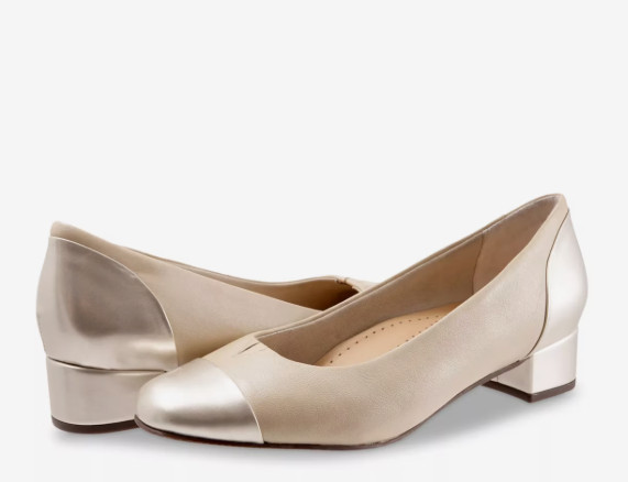 Trotters Daisy Pumps Womens 10M Beige Pale Gold Cap Toe
