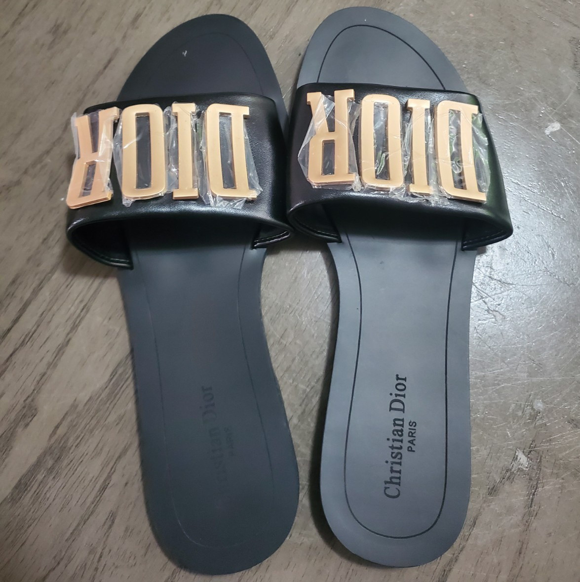 Dior Women’s Black Leather Gold Logo Slide Sandals Slip-On EU 39