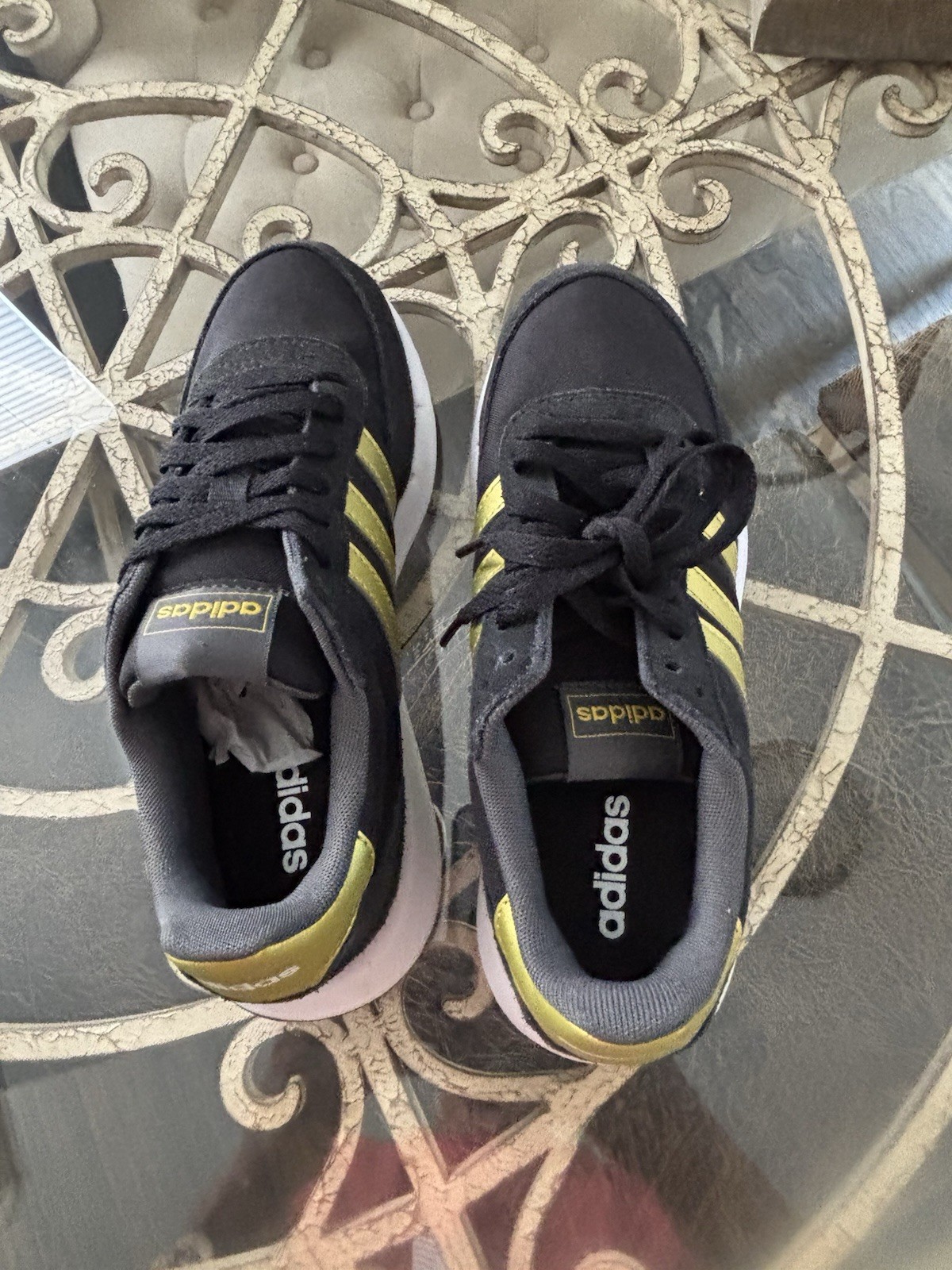 Size 6.5 – Adidas Run 60s 2.0 Black/ Gold! Color Sold Out In Most Locations