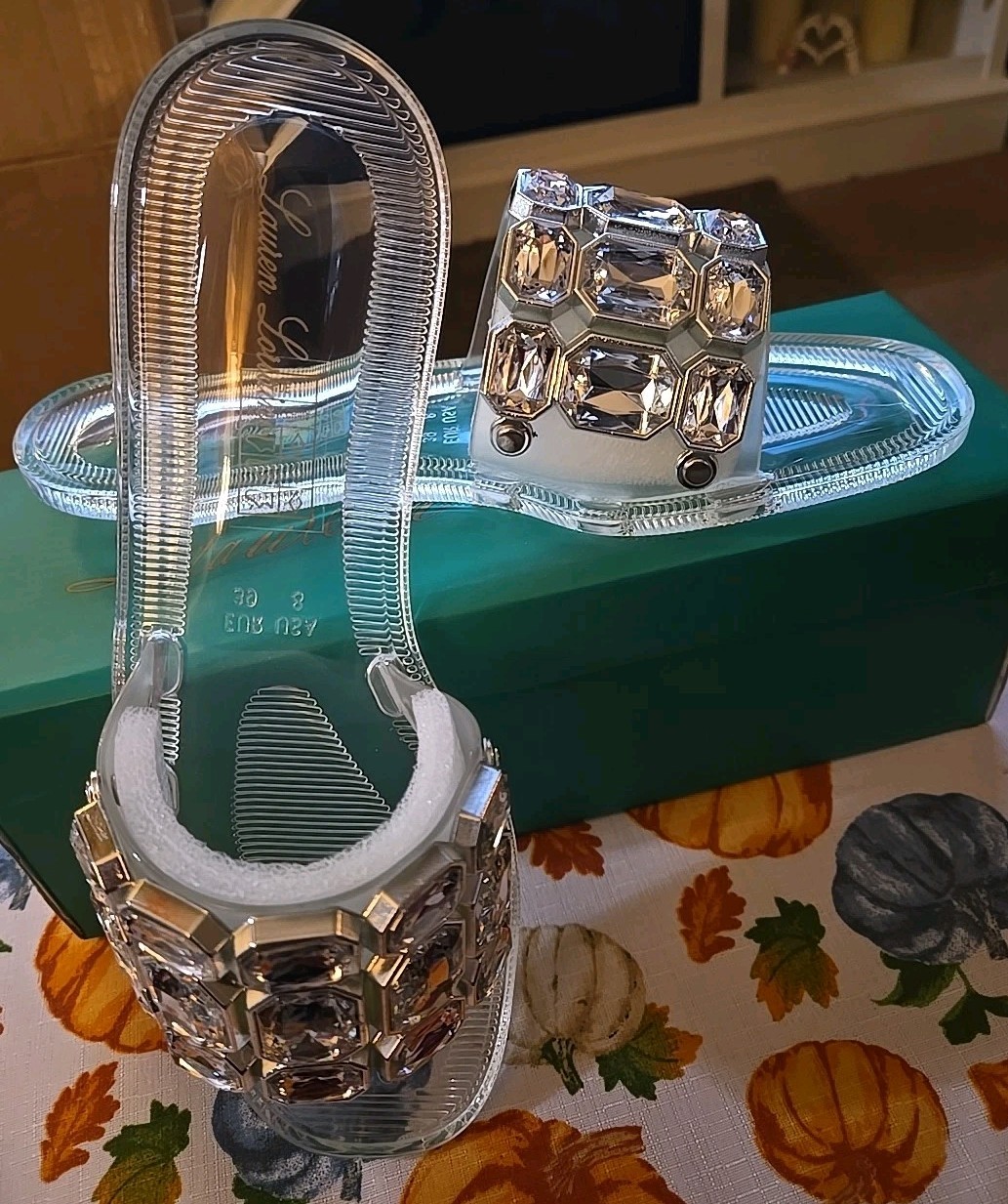 Lauren Lorraine ~ Jade~ Clear Stone Sandals size 8 Comfort meets Classy.