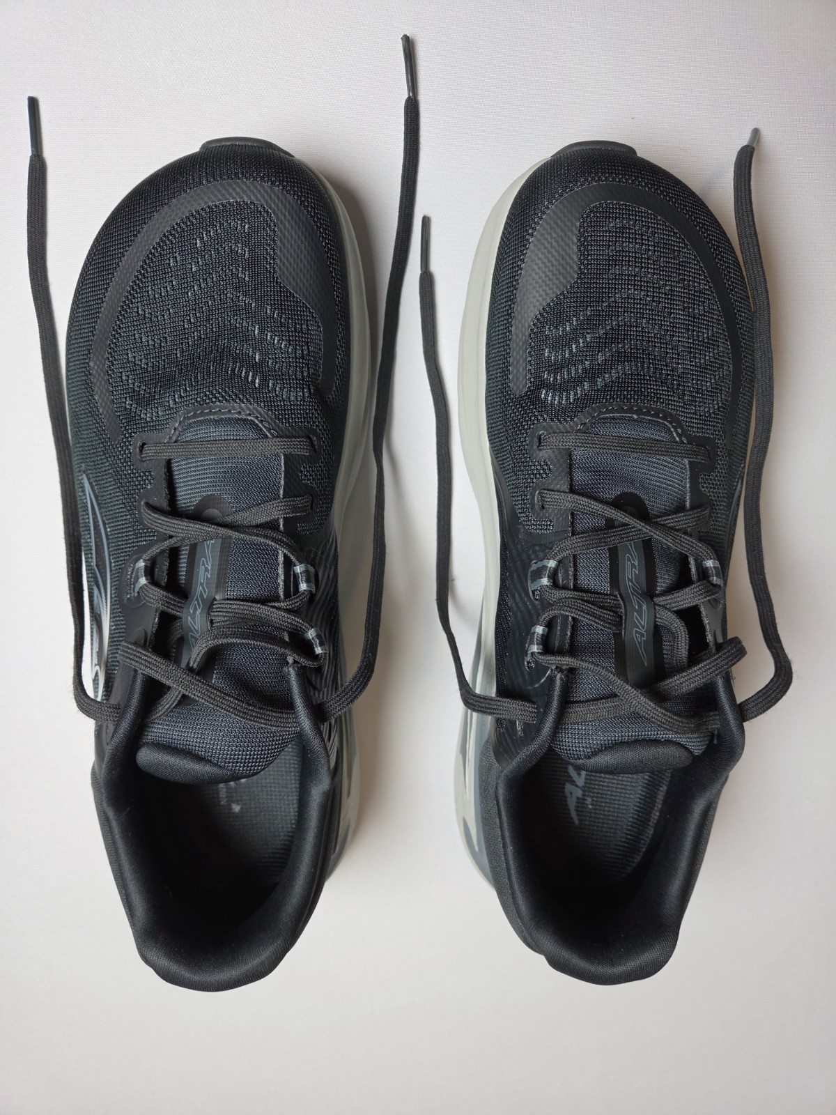 Altra Paradigm 7 Dark Green Black Womens Running Shoes Size 9.5 Regular Width