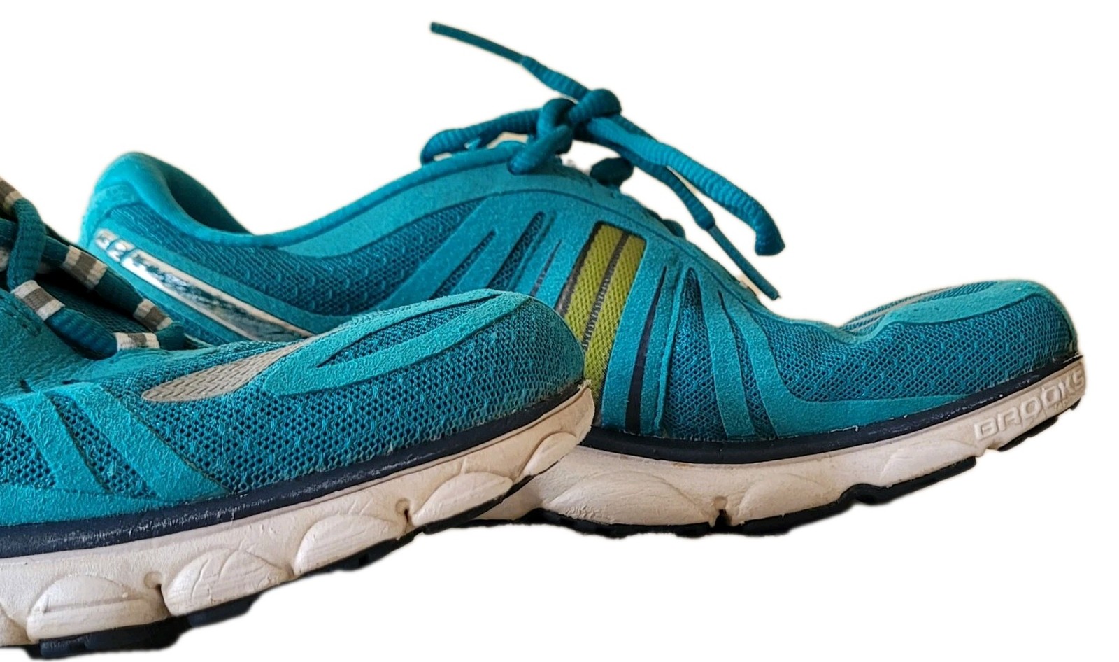 Brooks Pure Cadence 7 Teal and green Women’s Running sneakers. Size 7.5