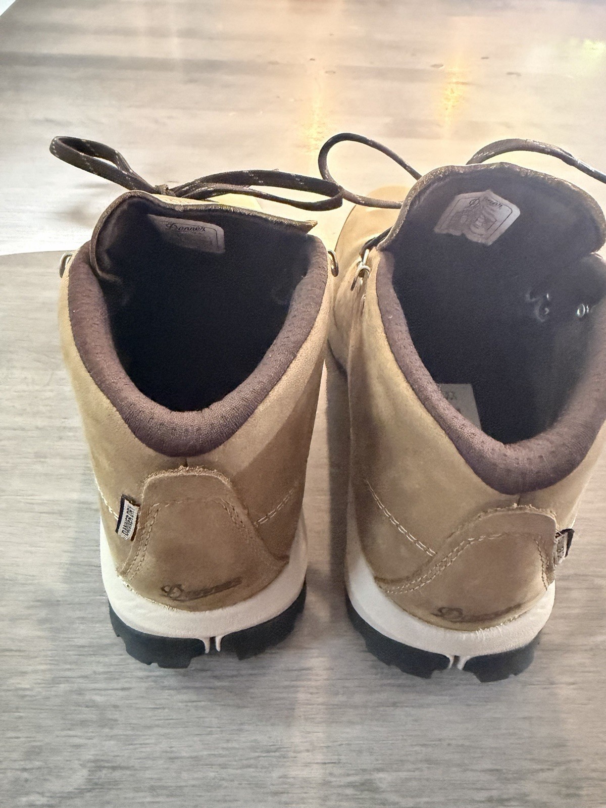 Danner Women’s Inquire Chukka Boot Kangaroo/Coffee Color Size 8.5 NWT