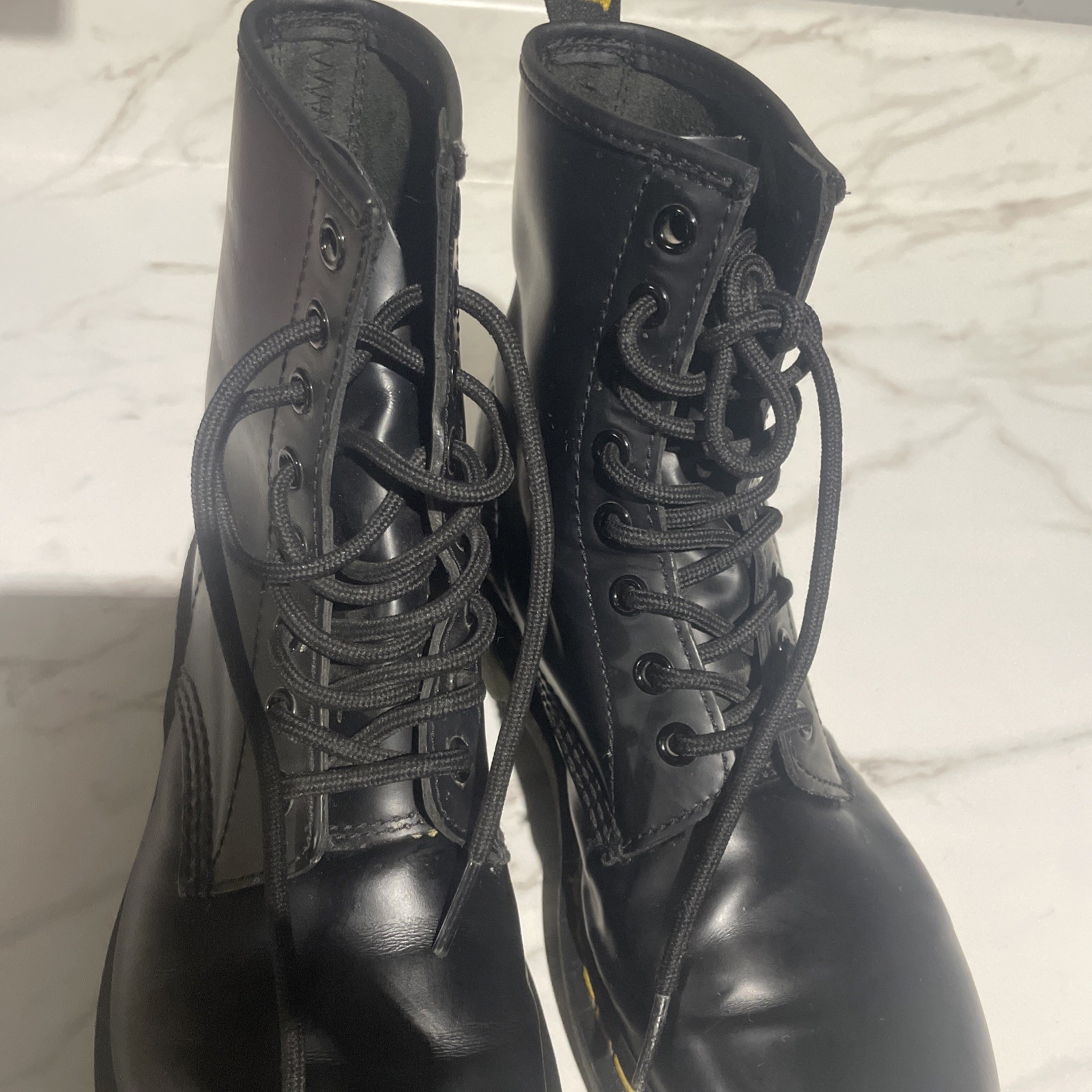 Dr. Martens 1460 Women’s Original Smooth Leather Lace Up Boots – Black, Sz 7 US