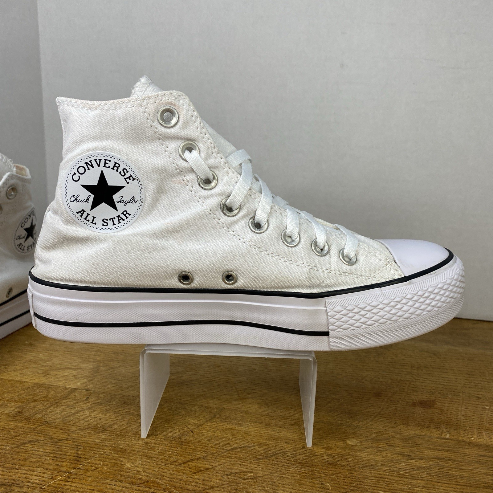 Converse Chuck Taylor All Star Lift Hi Platform White Canvas Shoe 560846C Sz 7/9