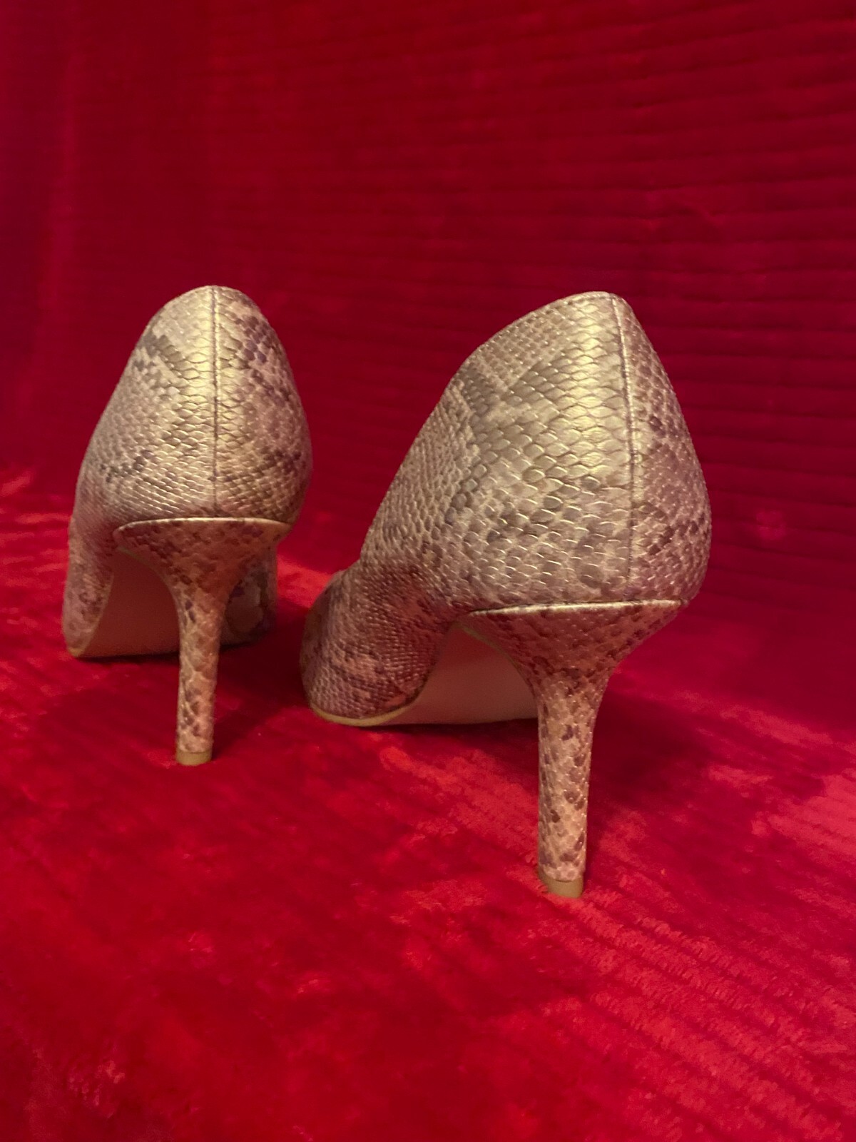 Rampage – Size 7.5 – Pumps – Gold – Heel height 3.25″