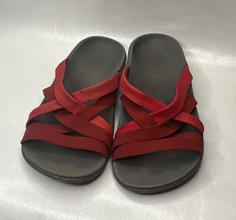 Spenco Womens Size 8 Red Strappy Slide Sandals Orthotic Comfort Casual