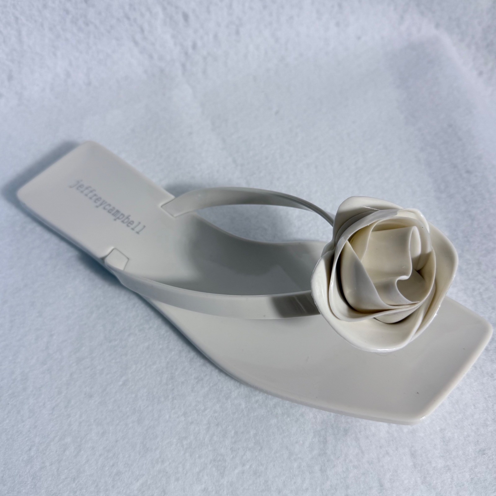 Jeffrey Campbell Sweeten Rose Ornament Glossy Jelly Thong Sandals Cream 8/39