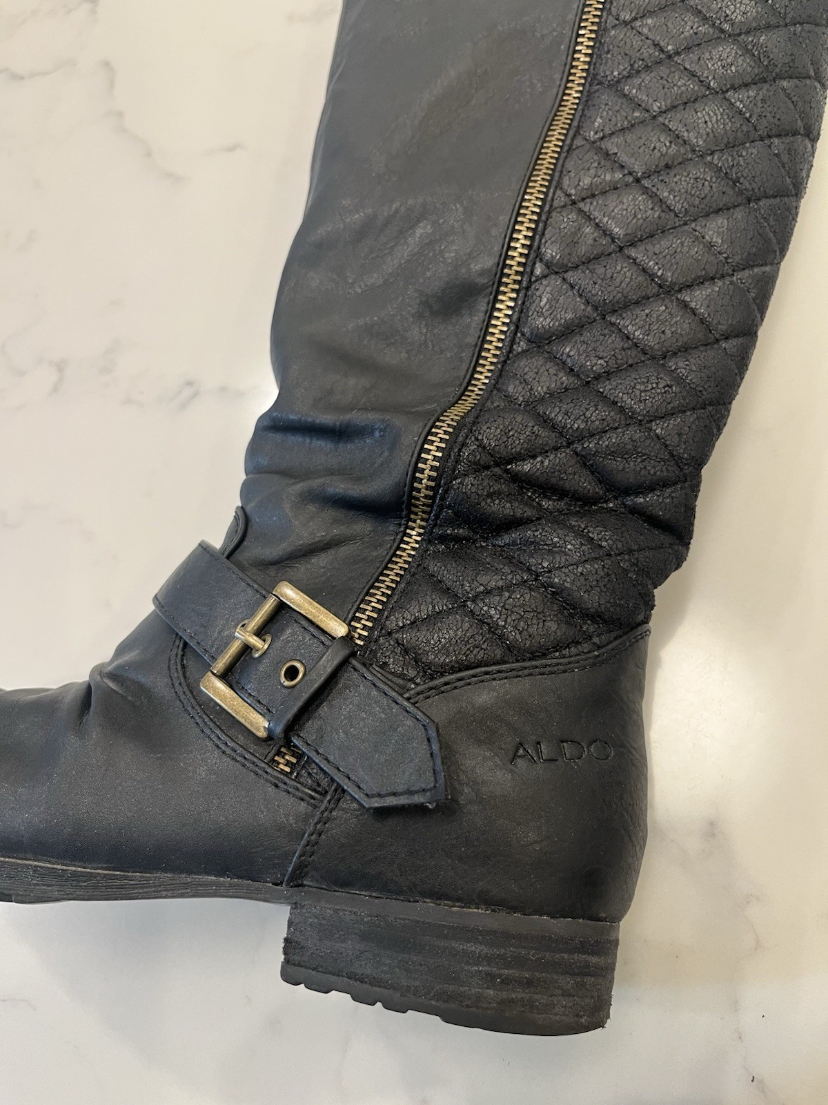 Aldo Women’s Black Knee-High Quilted Riding Boots Size 8.5 Buckle Side Zip
