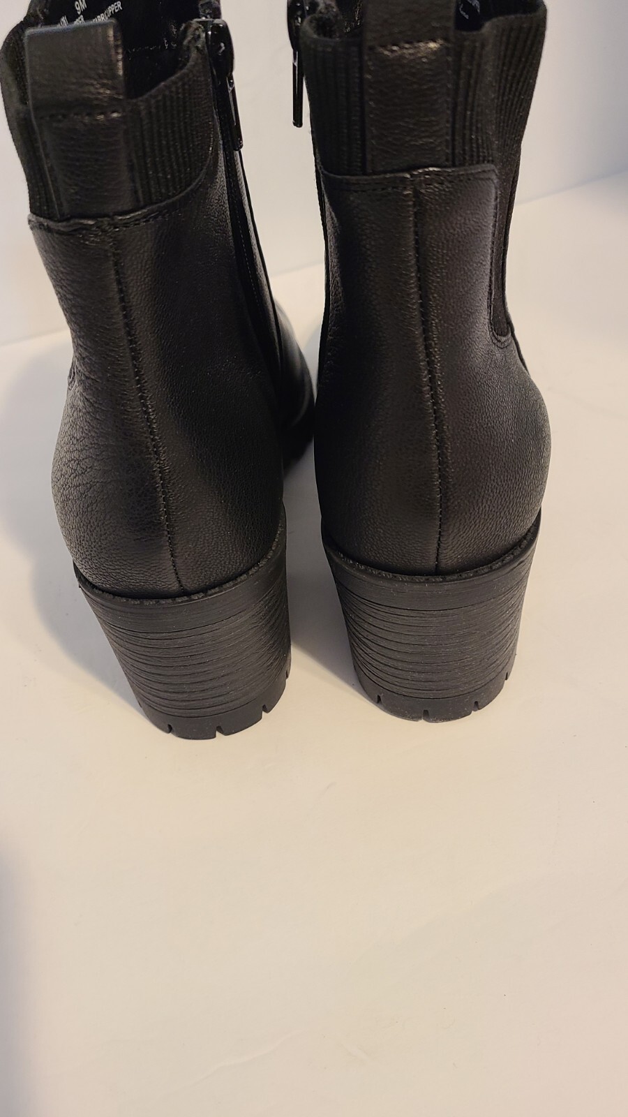 Bella Vita Womens Connery Boots Chelsea NWB Size 9