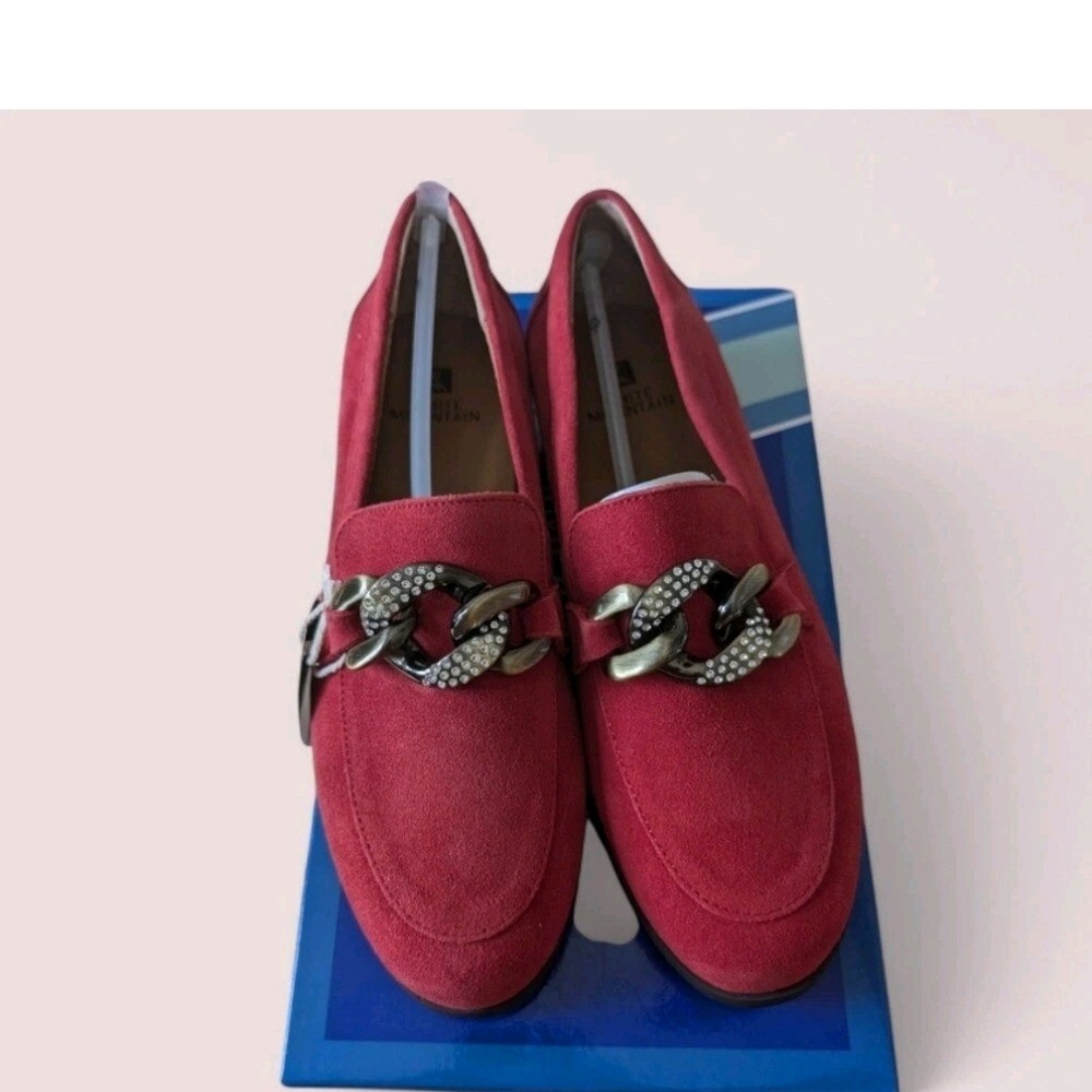 White Mountain Suede Shoes
