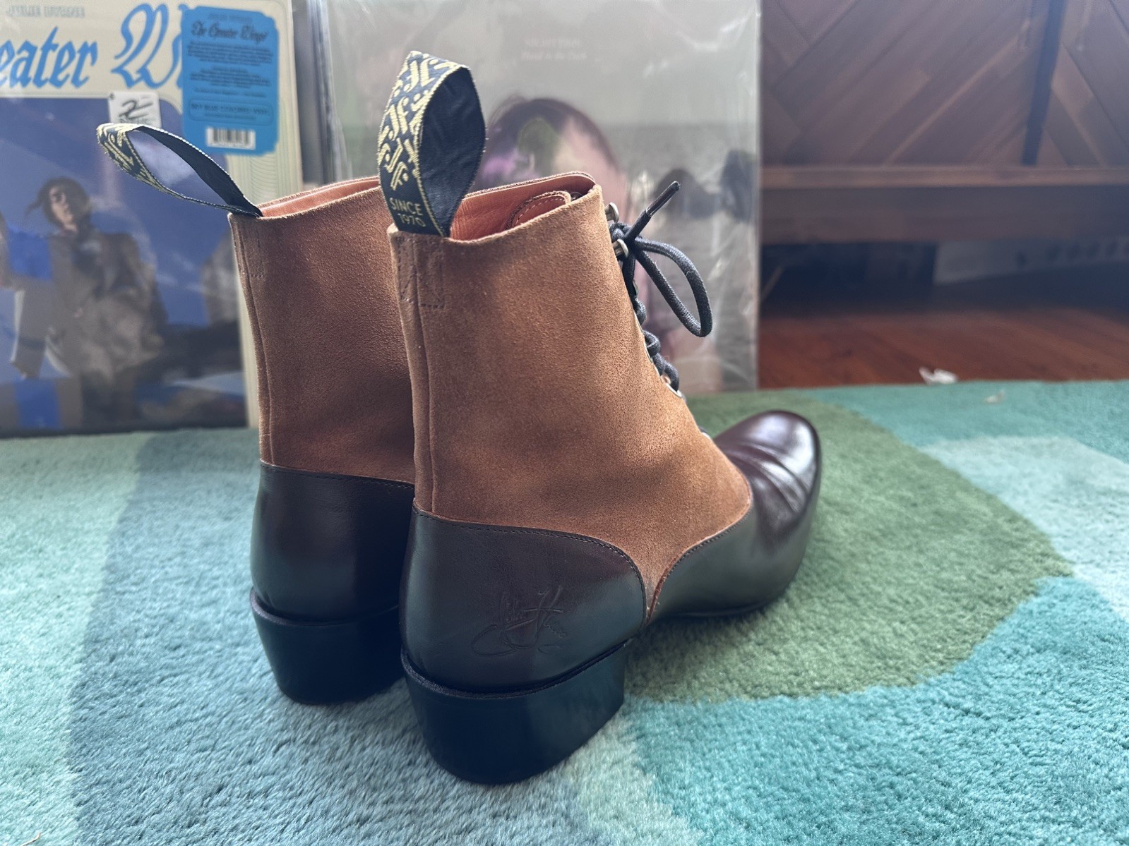 Fluevog EXCELLENT Fox & Fluevog Eugene posh leather/suede lace-up boot -W10/M8
