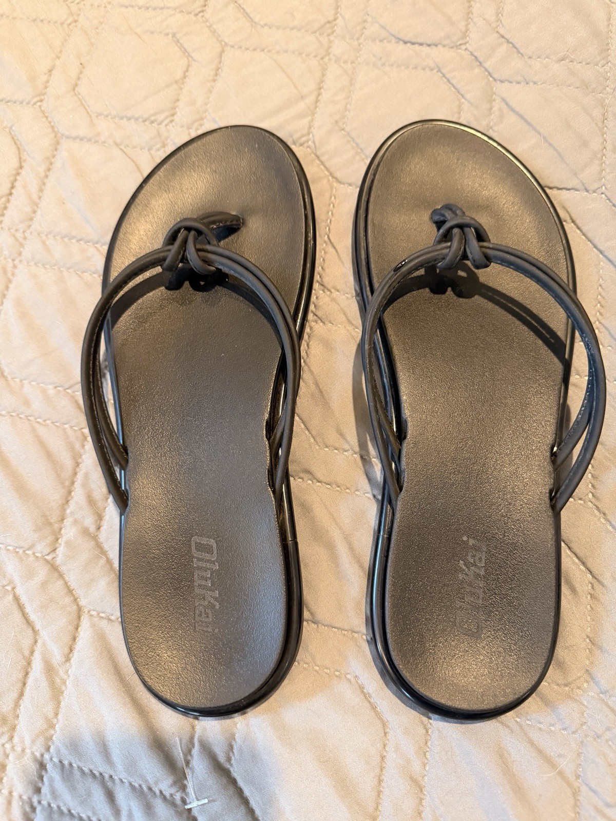 Women’s Black Olukai “AKA” Knotted Leather Thong Sandel Beach/Pool Size 7.5