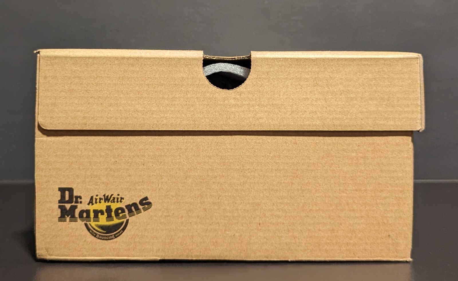 Dr. Martens Women’s 1460 8 Eye Leather Boots 11821006 BLACK SMOOTH Size 7 – NIB