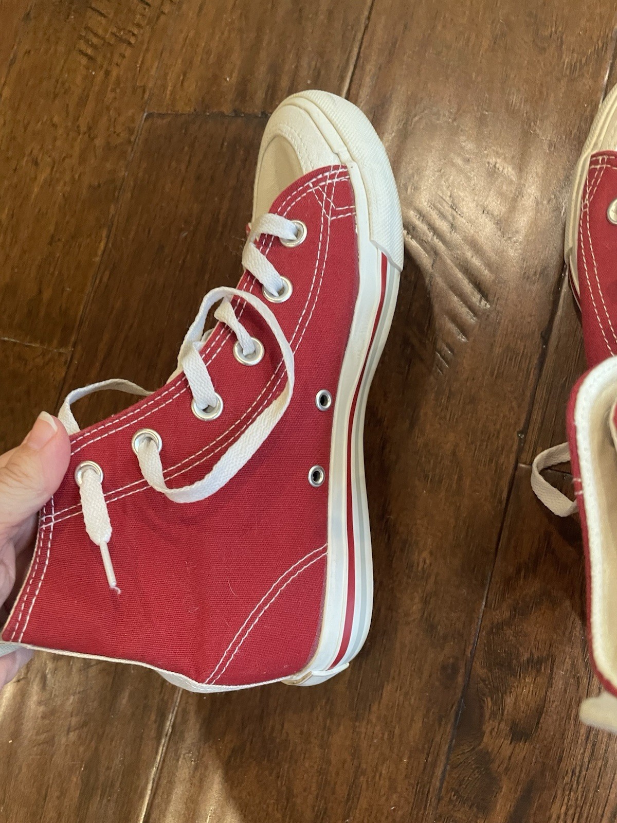 University Of Alabama Women’s Size 6 High Top Tennis Shoes Skicks