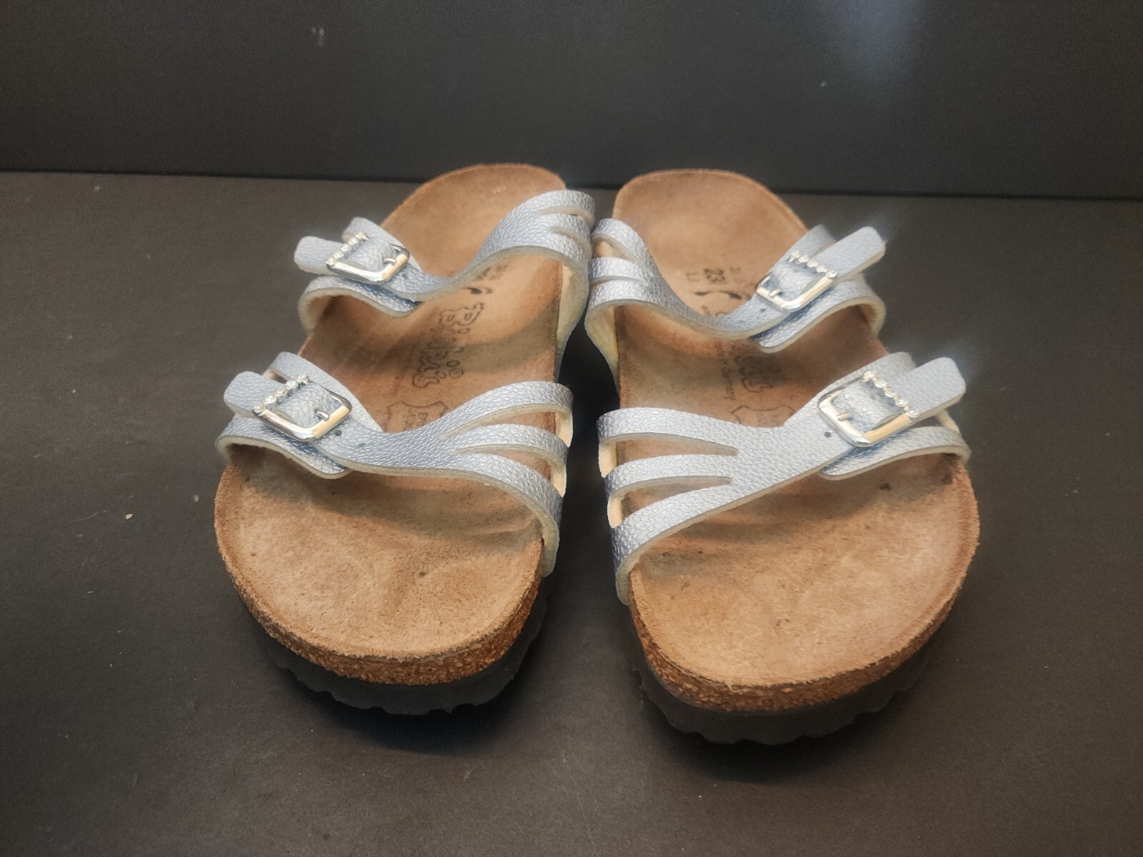 Birkenstock Birki’s Silver Sandals – Women’s US 5/5.5 – EU 36