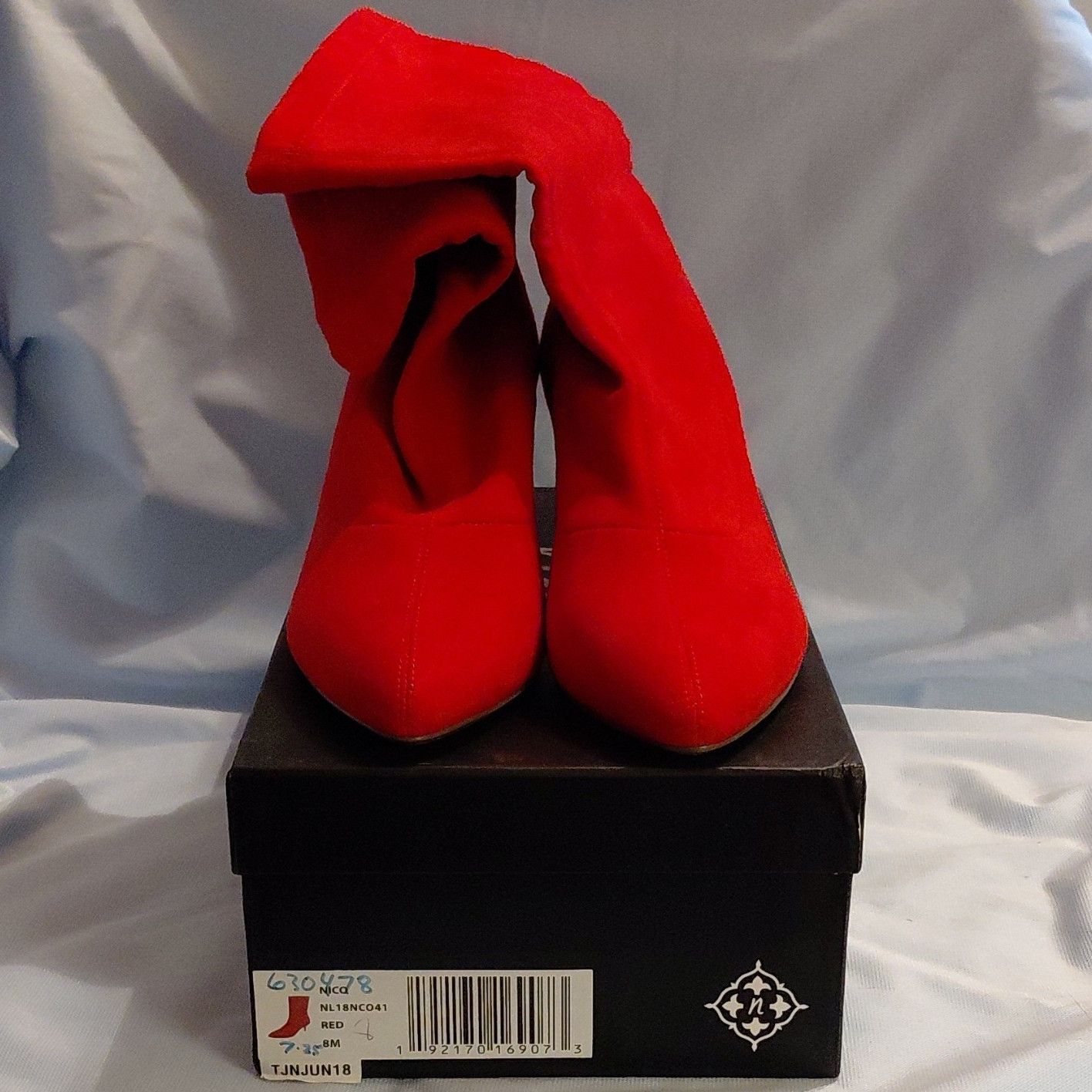 Women’s Red Solid Pointed Toe Slip-On Stretch Stiletto Pump Synthetic US 8