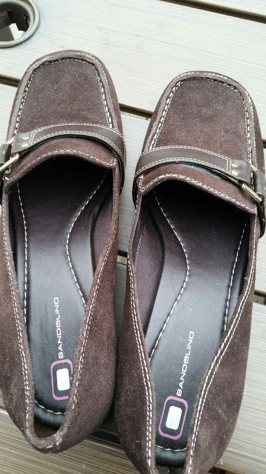 Women’s Brown Suede 1″ Wedge Shoes Size 8M Decorative Buckle Strap Across Top
