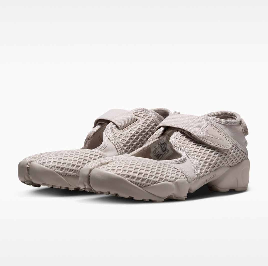 NIKE Women’s Air Rift HM8288-200 Cream 2 Light All-Wood Brown Cream 2