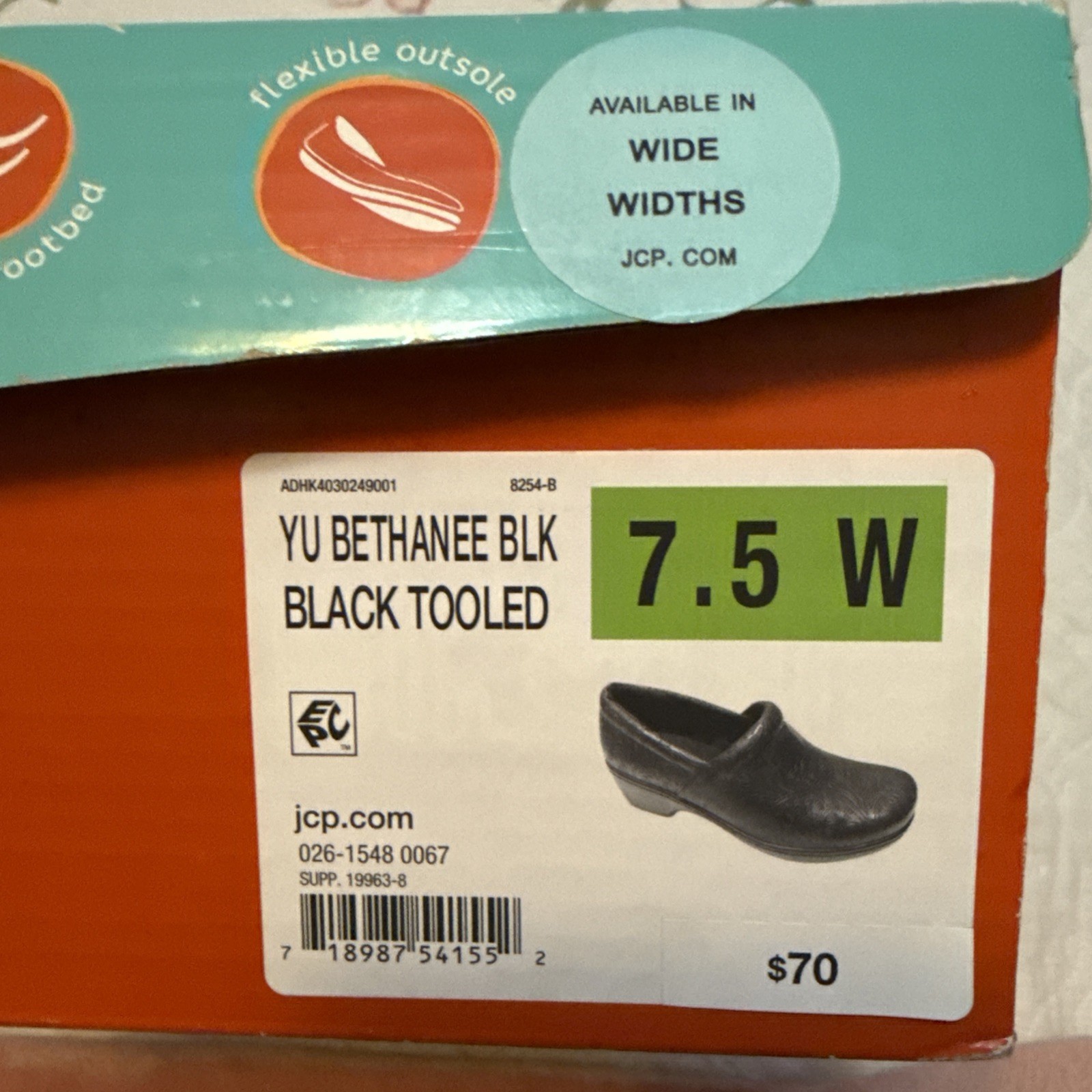 YUU Womens Clogs Black 7.5W Shoes Bethanee Slip On Embossed Comfort *NIB*