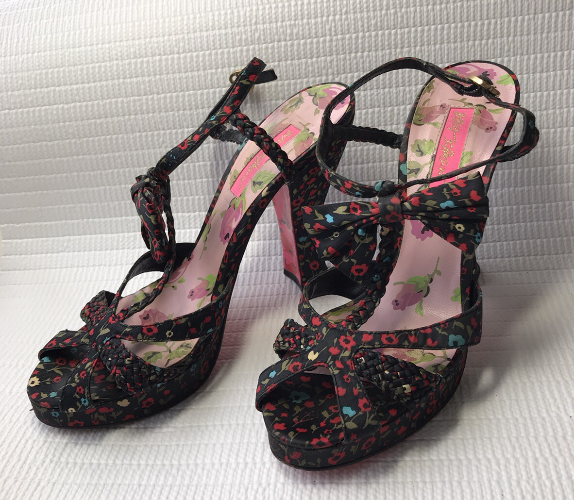 betsey johnson Womens Floral T-Strap Platform Heels Sz 8.5 pre-owned