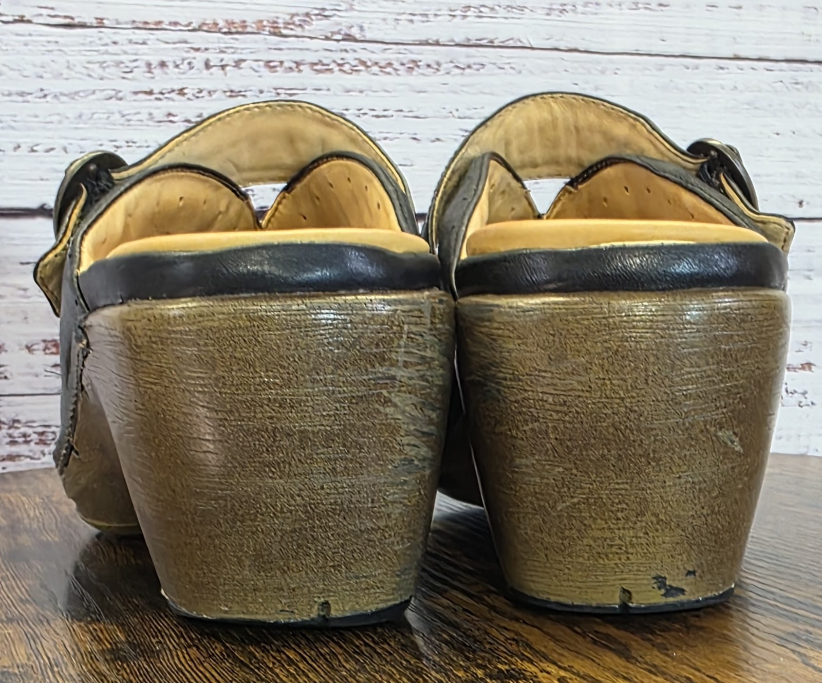 Clarks Structured Leather Mule Clogs Black Floral Embroidery Bohemian Retro 7M