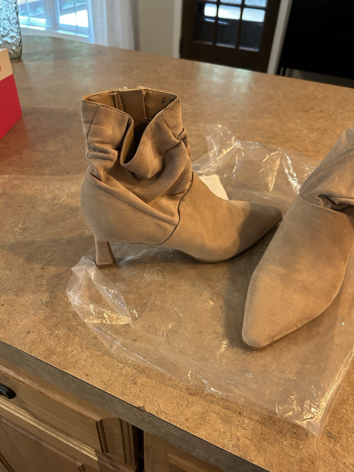 Naturalizer Tribute Women’s Beige Fabric Slouch Ankle Bootie Zip Pointed Toe 6M