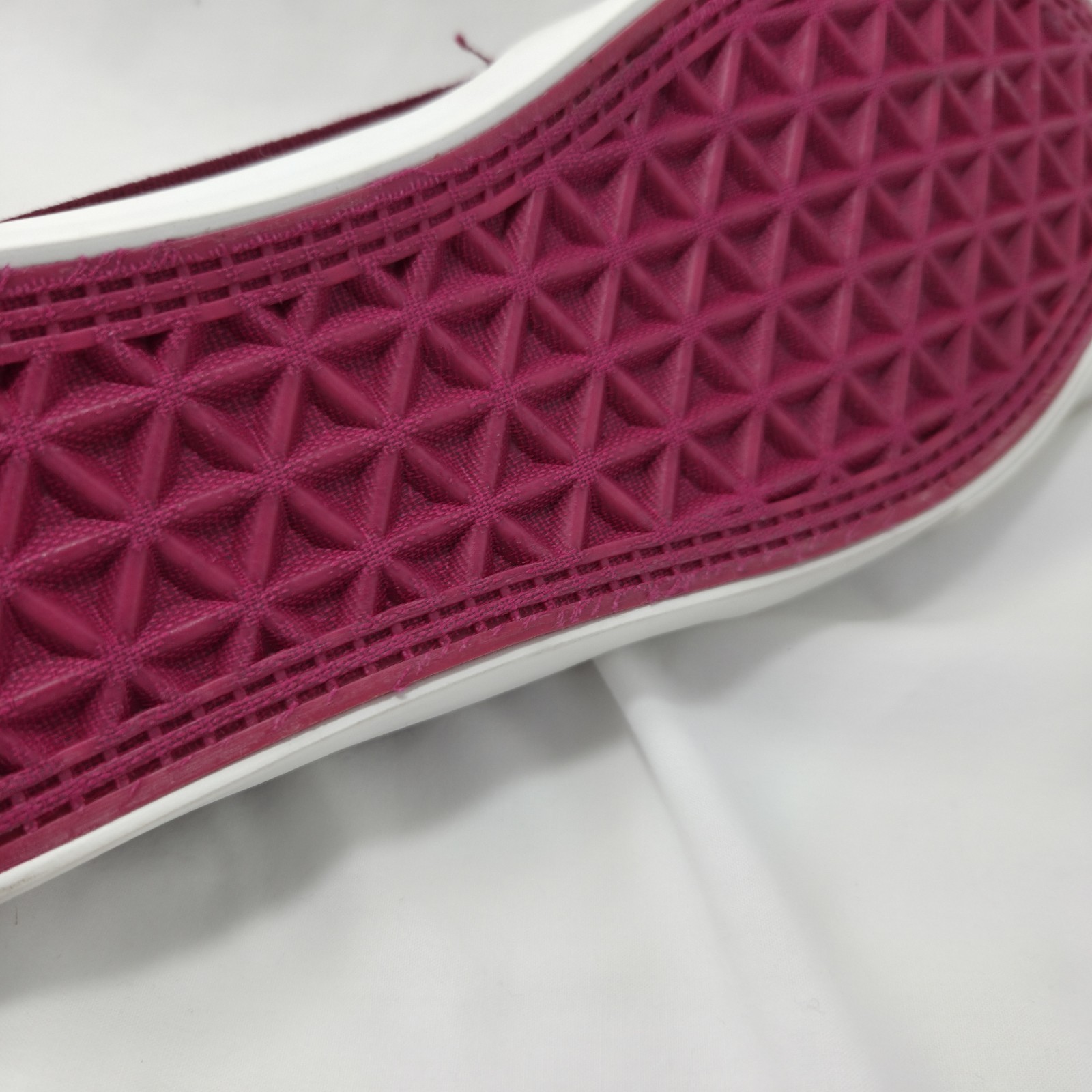 Corkys Babalu Womens Size 8 Burgundy Distressed Laceless Canvas Slip On Loafers