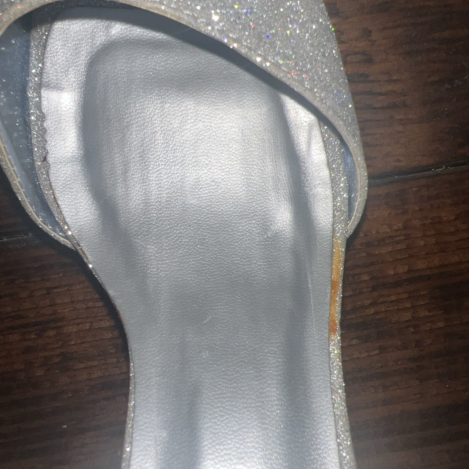 Dyeables Whitta Women’s Sandal 5” Heels Size 10 Silver Glittery