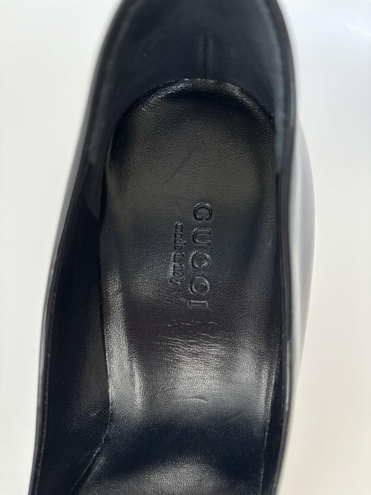 Gucci Dark Navy Patent Leather Round Toe Stiletto Pumps US 6 EU 36 GG Heel