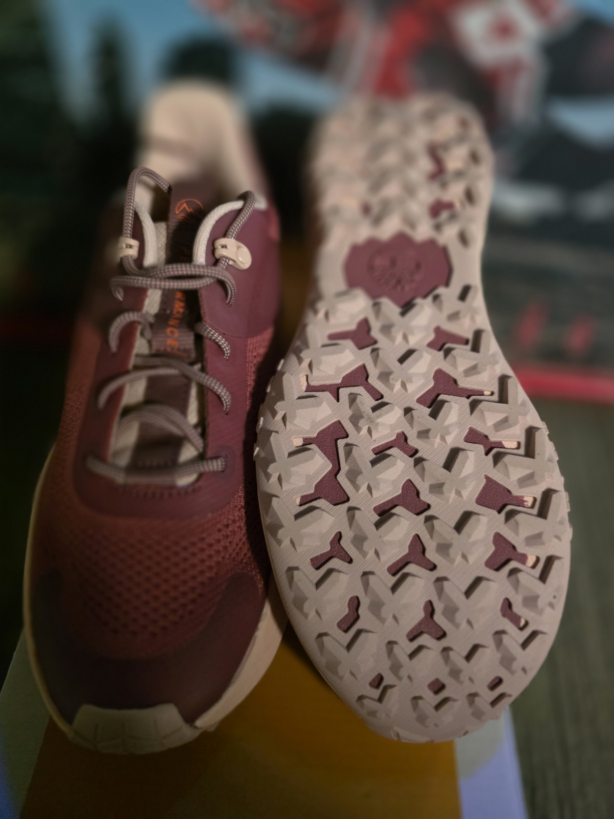 Women’s Timberland Motion Access Low LC Waterproof Natural Mesh Sneaker size 9.5