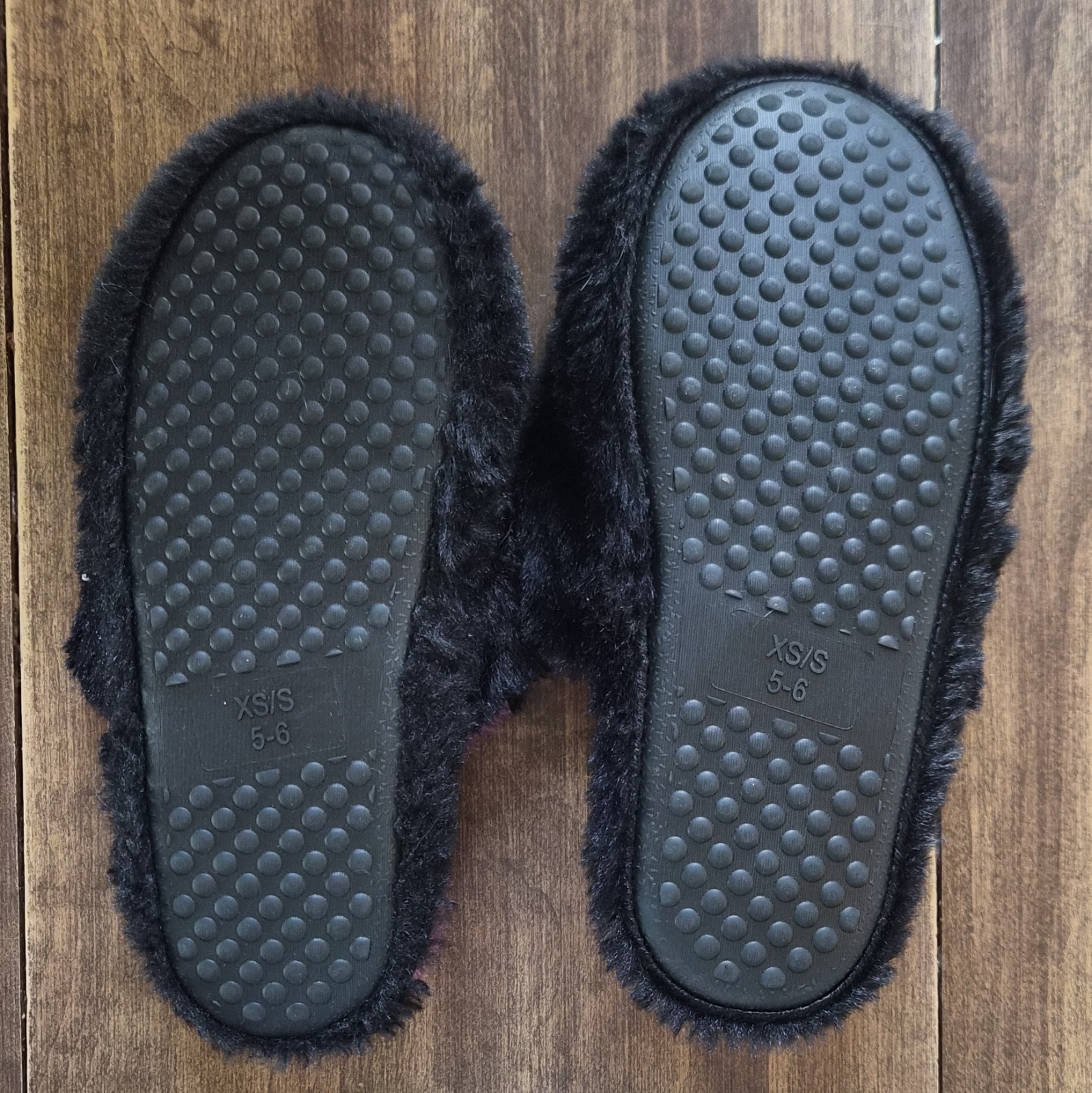 Monster High YRU Slippers Womens 5-6