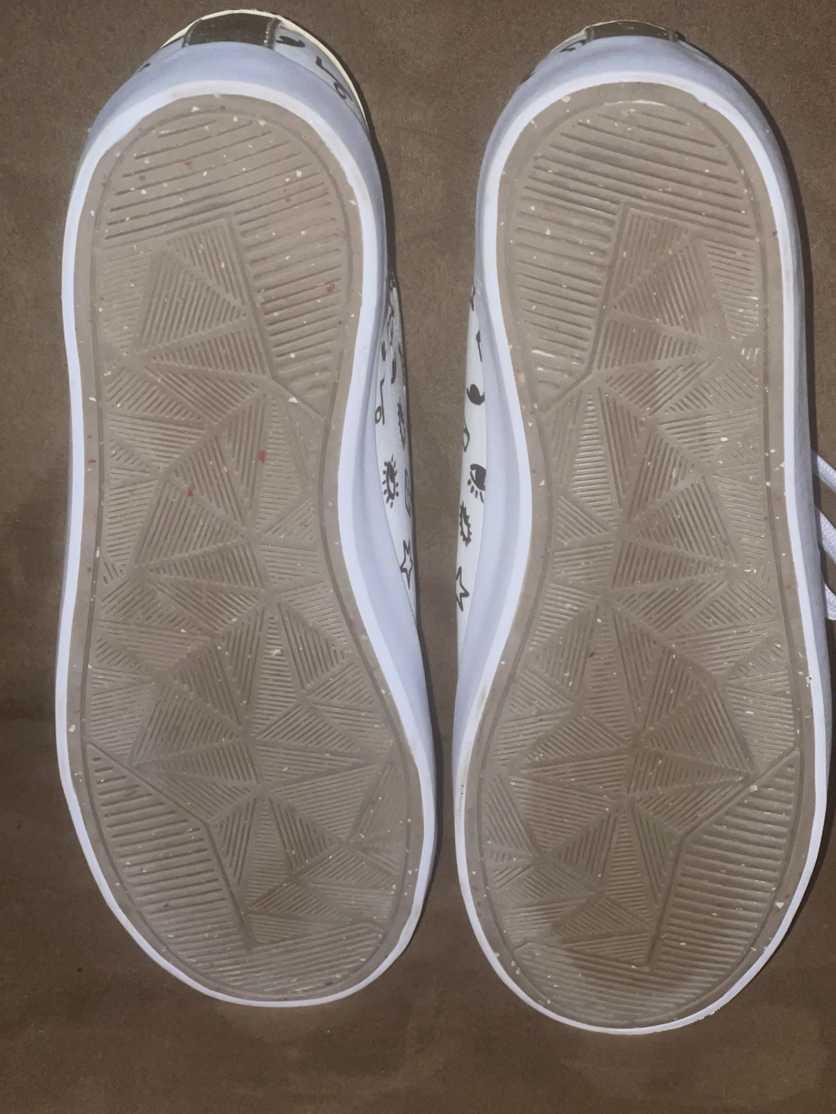 OTBT Off The Beaten Track B & W Icon Print Leather Court Sneakers Shoes Size 7M