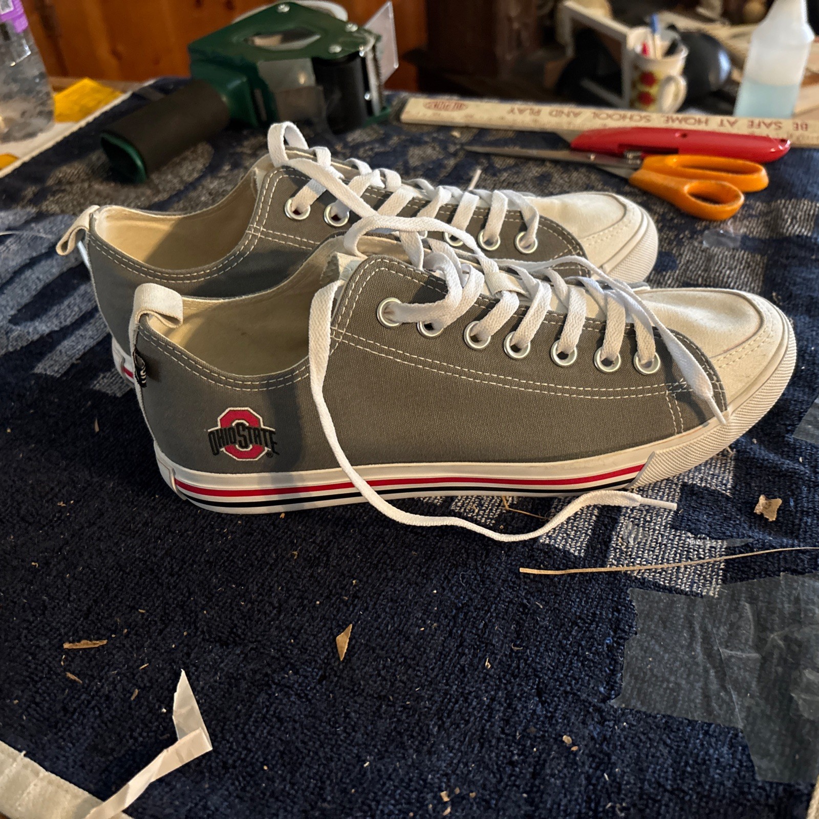 Ohio State Chuck Taylors (Converse Style) SKICKS Brand Women 12 Men 10 Gray