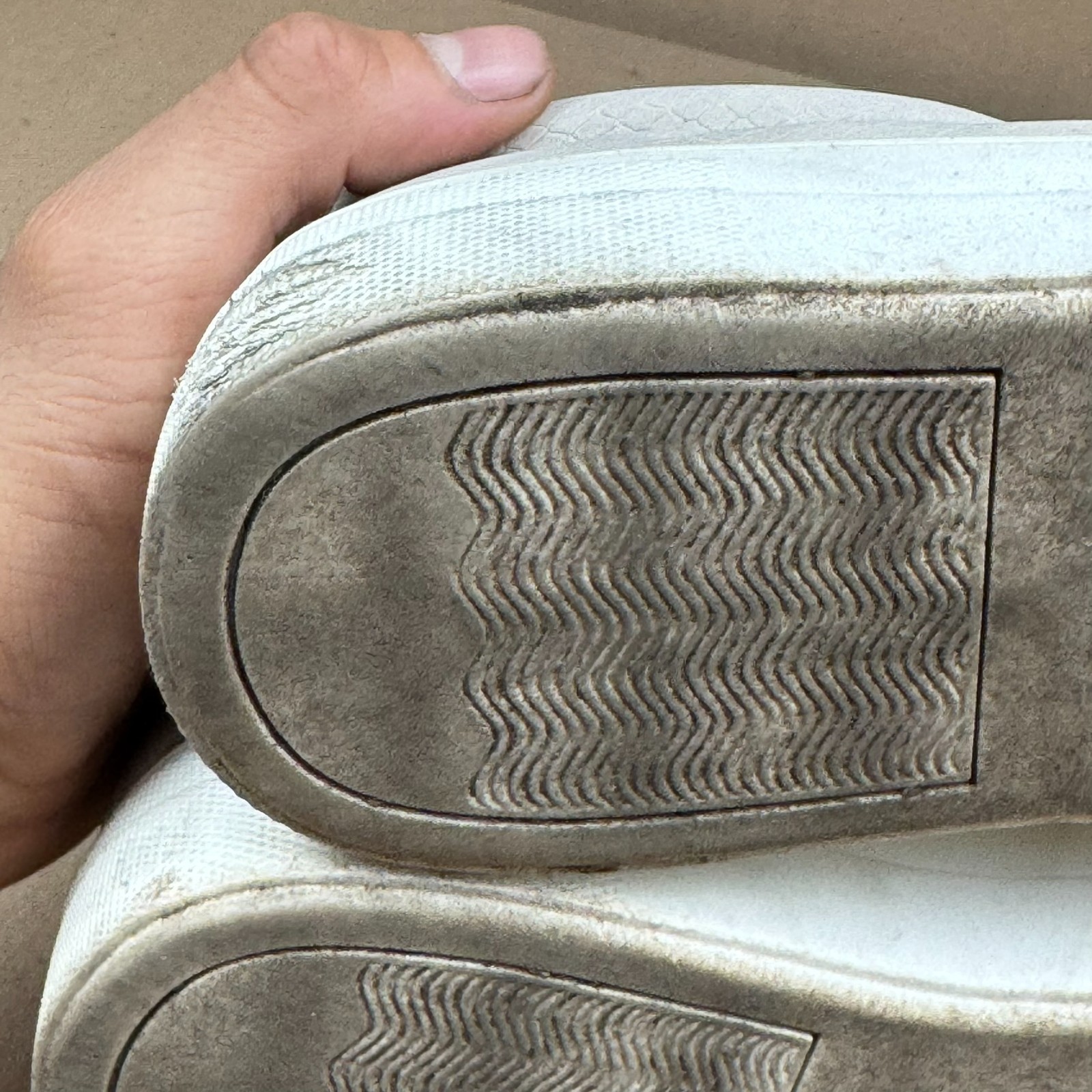 SODA Women’s Size 8.5 Slip-On Sneakers Off-White Snake Skin Embossed Casual
