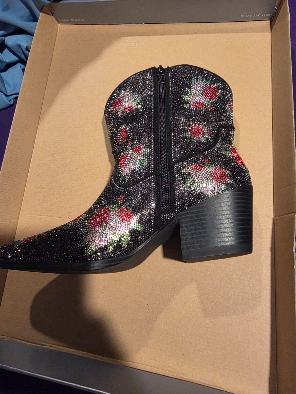 NIB Wild Pair Crystal covered black flower boots size 9.5