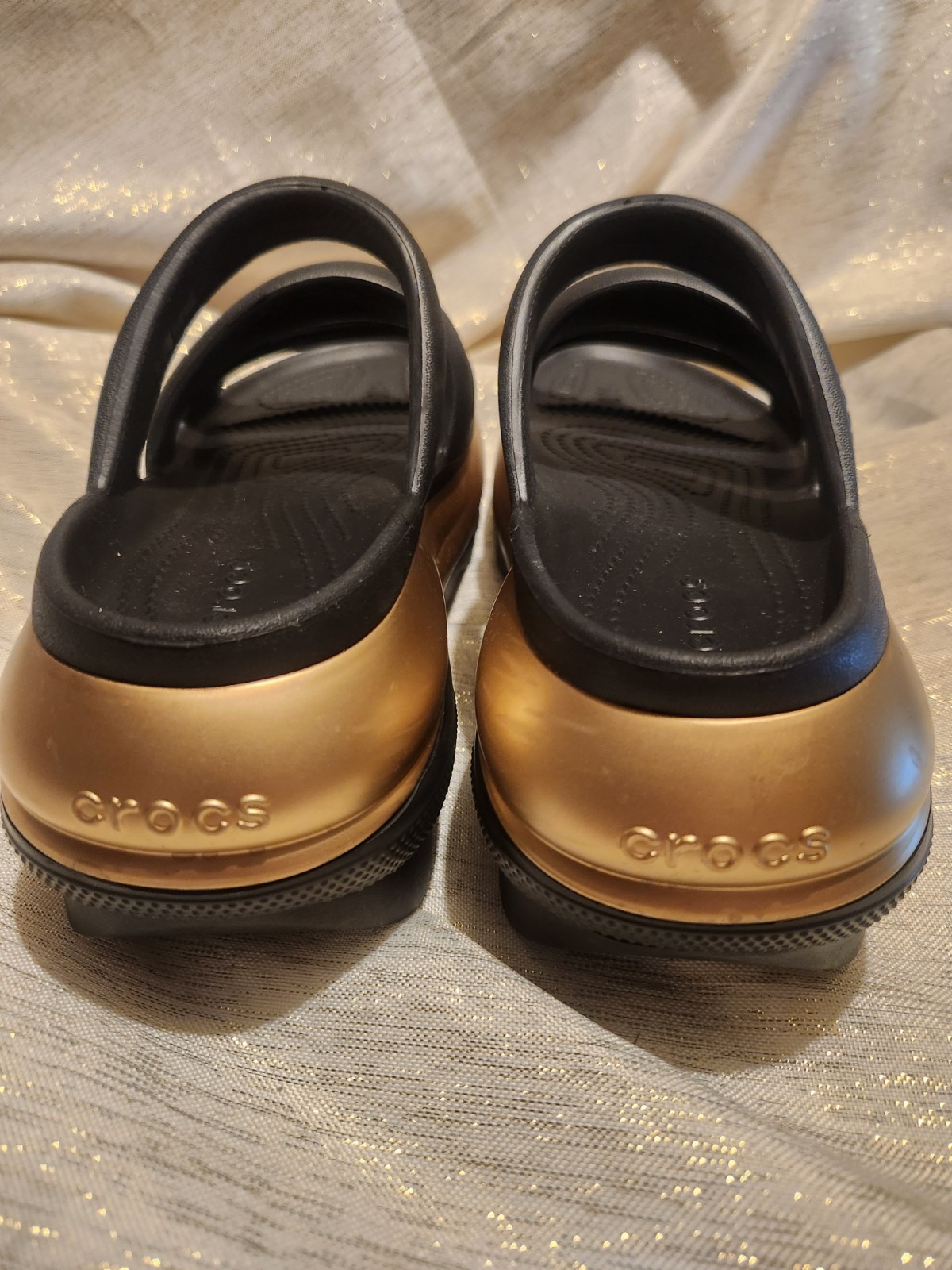 Crocs Mega Crush Metallic Black Gold Triple Strap Sandal Unisex Women 7 Men 5
