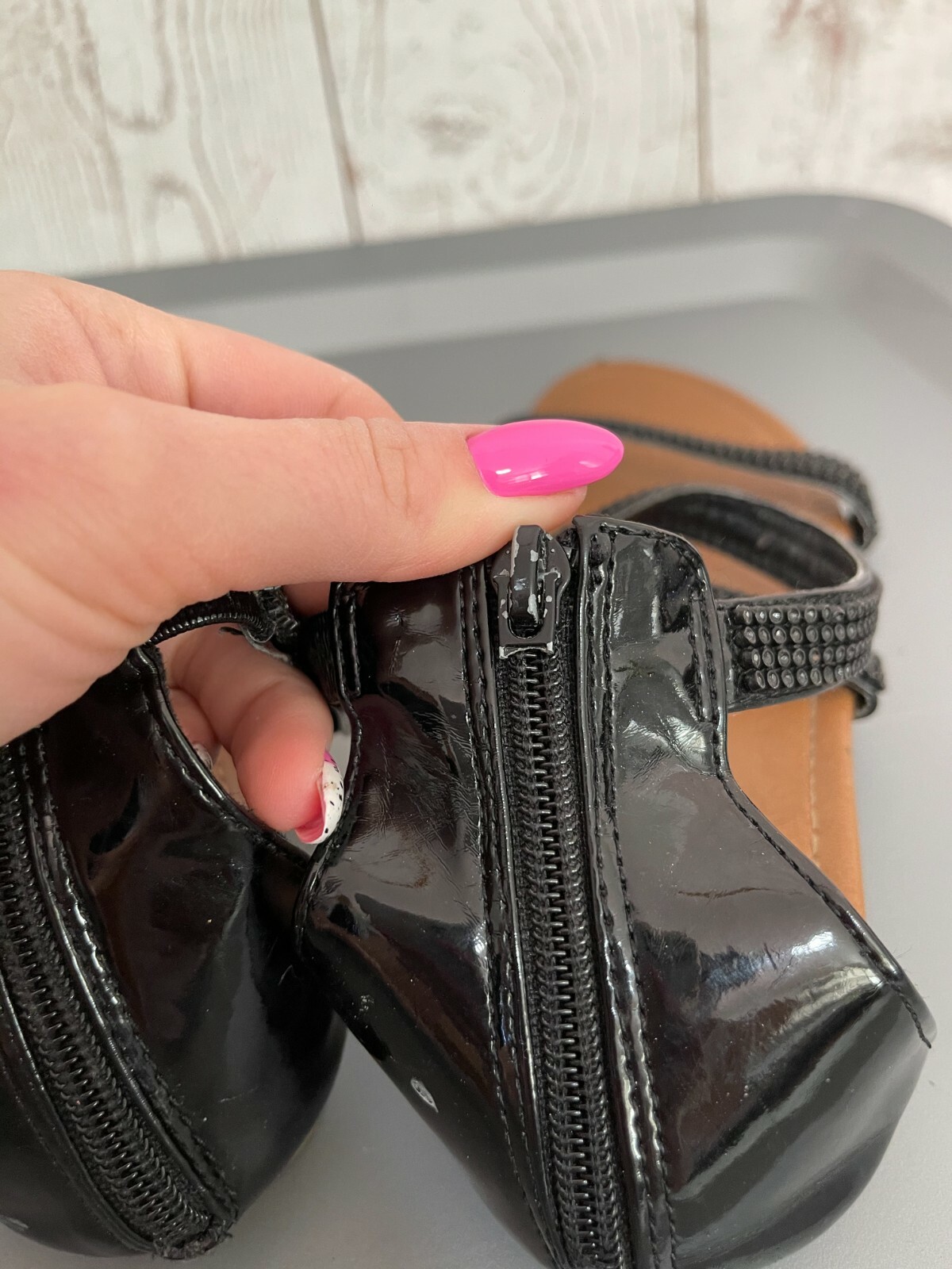 Trash Women’s Sandals Open Toe Zipper Black Size 8