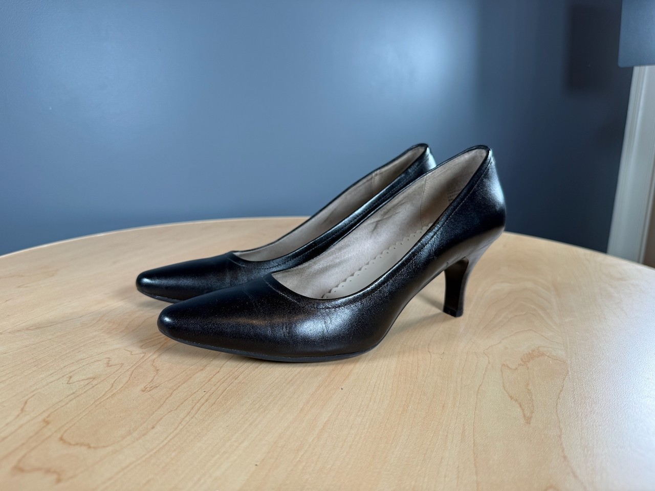 Rockport Total Motion Black Leather Pumps – Women’s Size 8.5 – Comfort Dress Hee