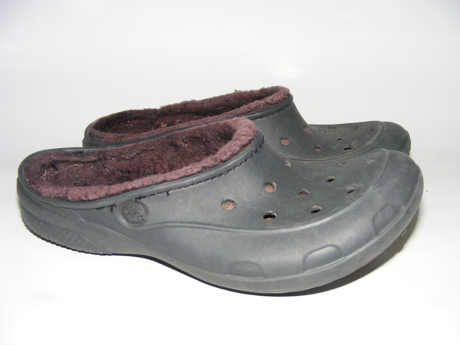 Crocs Womens Size 6 Mule Clog Black Lined Comfort Slip On Low Perforated Shoes