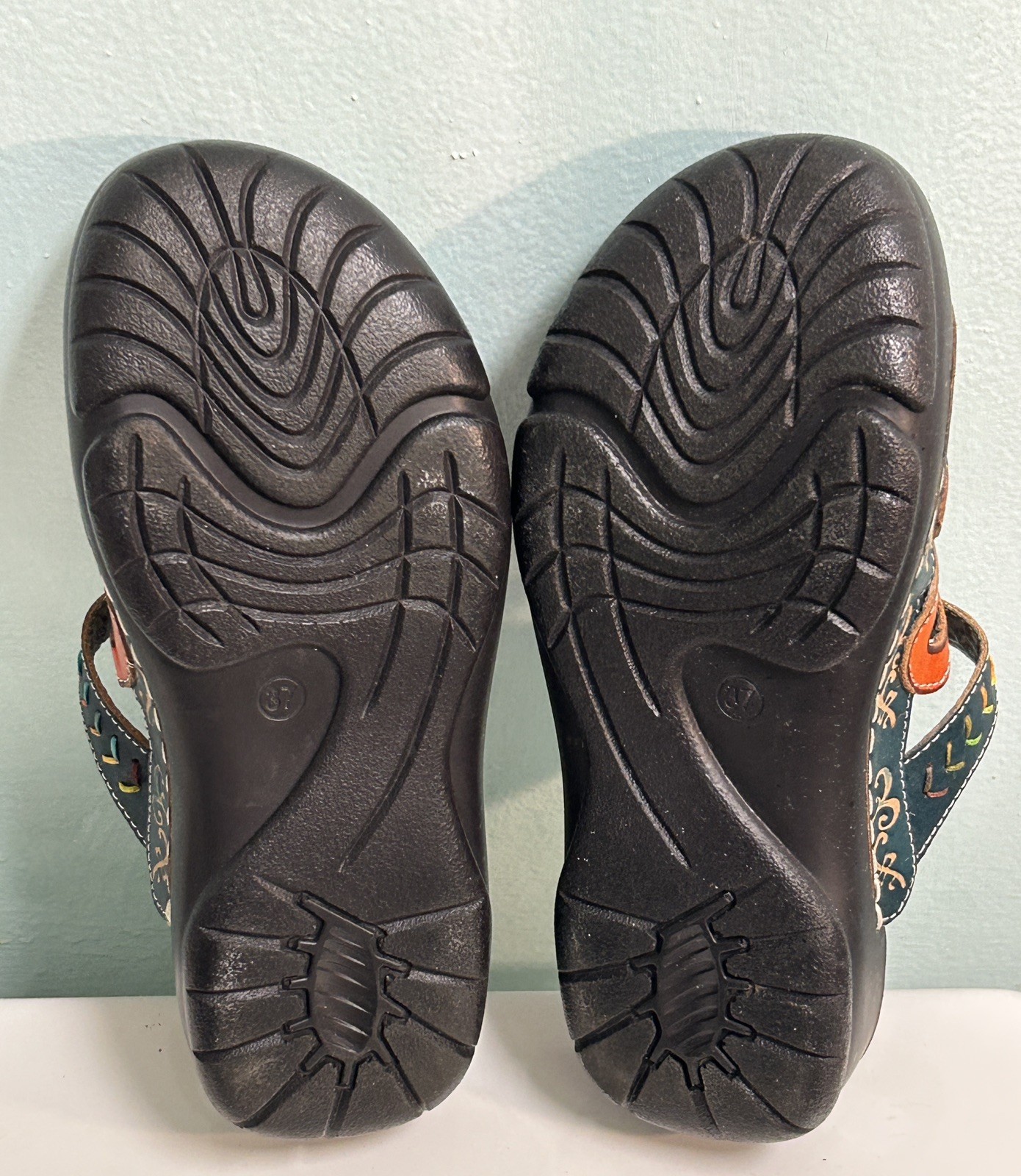 L’Artiste 37/6.5 Spring Step Colorful Floral Leather Women’s Copa Flat Sandal